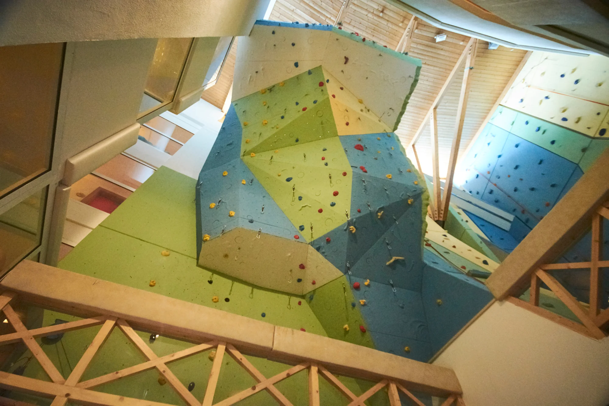 Na výlety do Rakouska: 3* hotel ve výšce 2315 m, u jezera a ledovce, polopenze, wellness, děti do 12 let zdarma