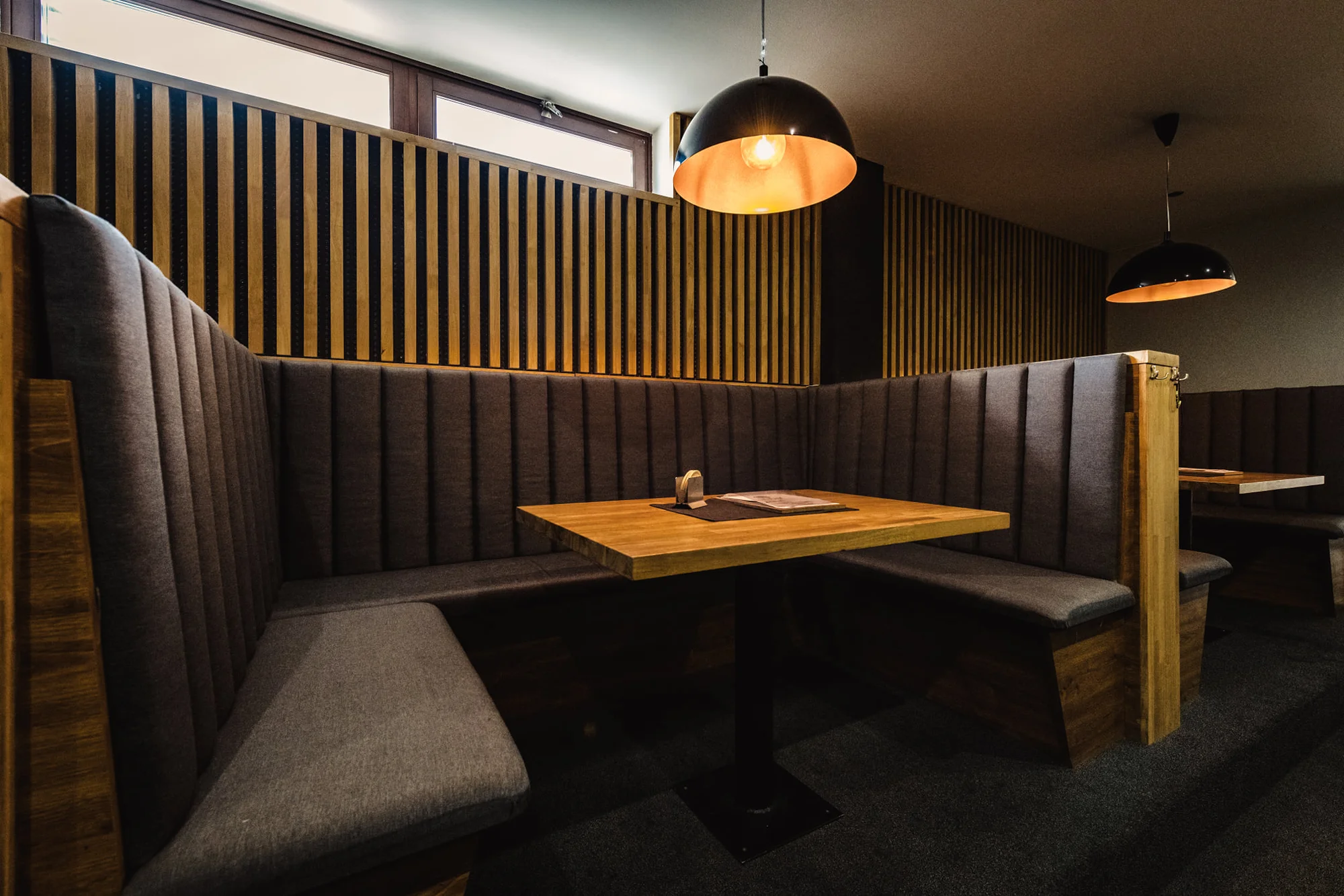 S partou za zábavou: 1 nebo 2 hodiny bowlingu až pro 6 hráčů