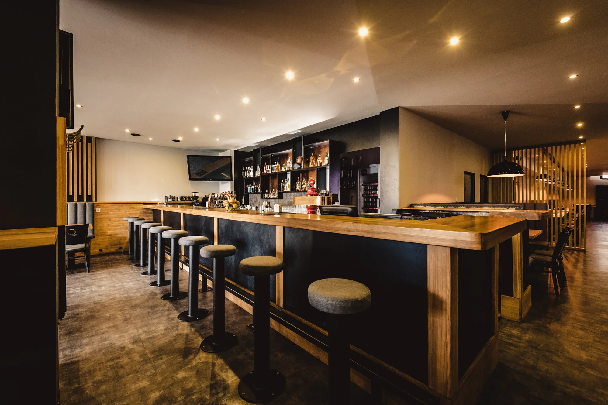 S partou za zábavou: 1 nebo 2 hodiny bowlingu až pro 6 hráčů