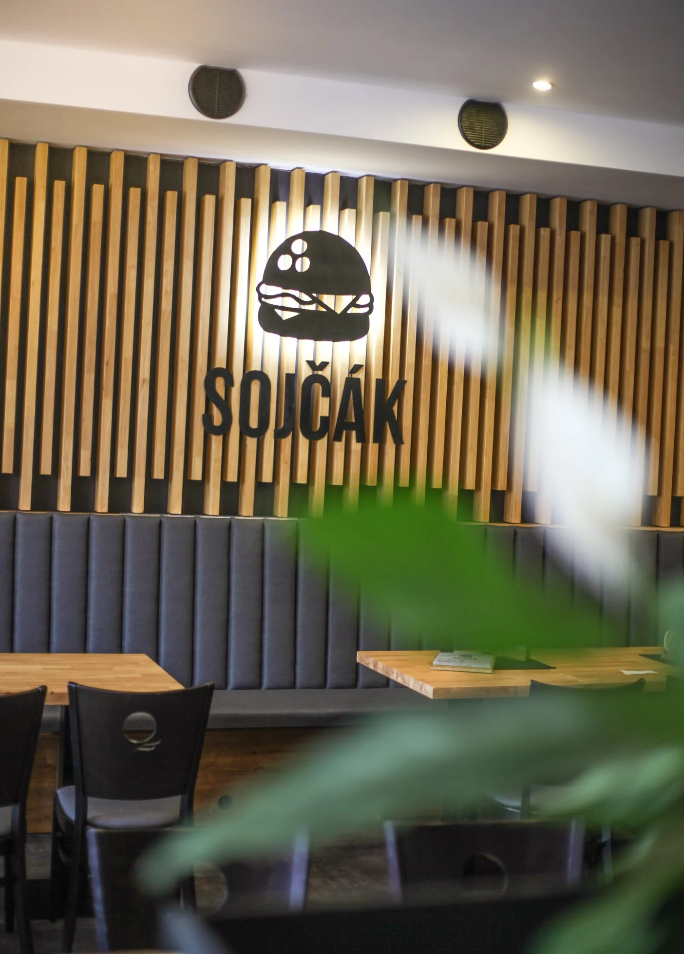 S partou za zábavou: 1 nebo 2 hodiny bowlingu až pro 6 hráčů