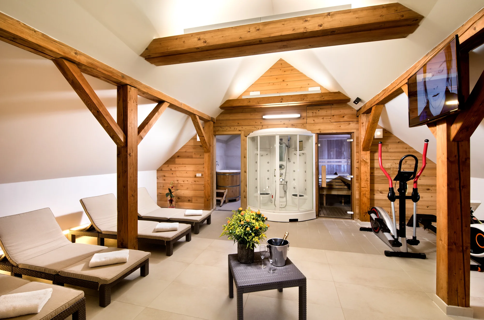 4* pobyt v historickém areálu v Letohradu: snídaně či polopenze, wellness i dámská jízda