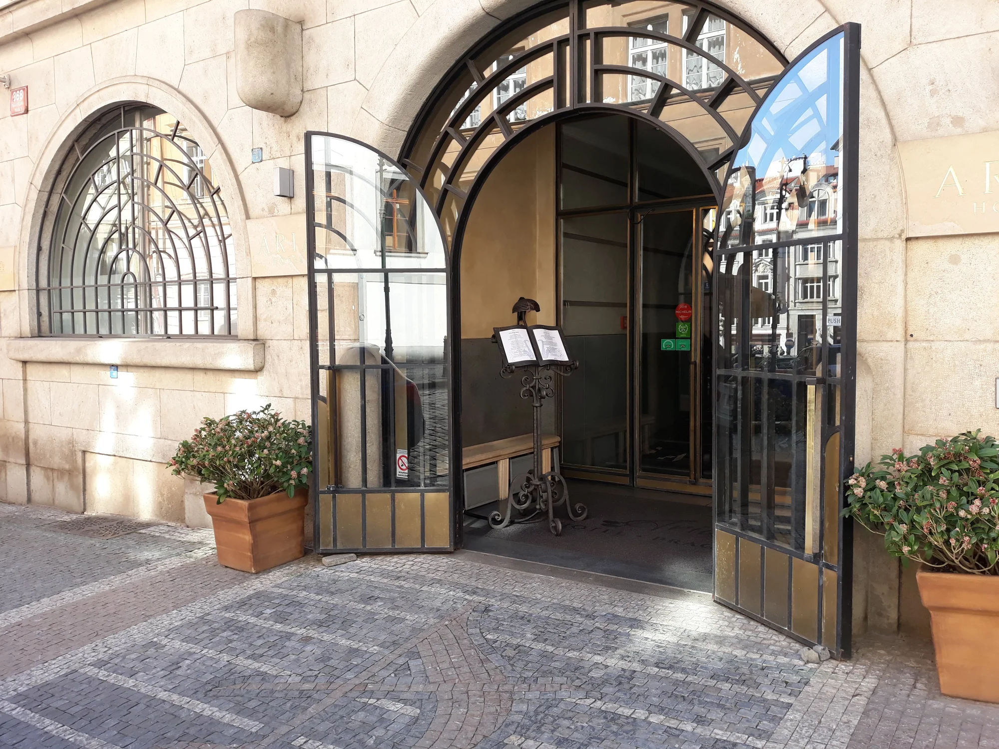 Královské uvolnění: 60minutová masáž dle vlastního výběru