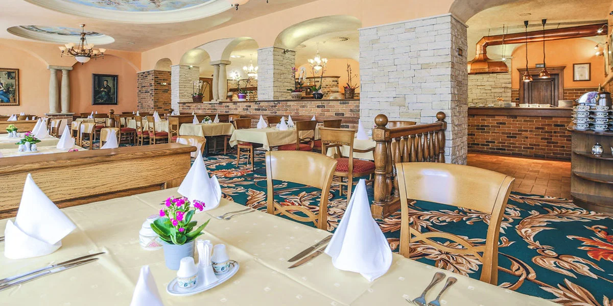 Luxusní pobyt v Karlových Varech: 5* Superior hotel Plaza s jídlem a unikátním wellnesslandem