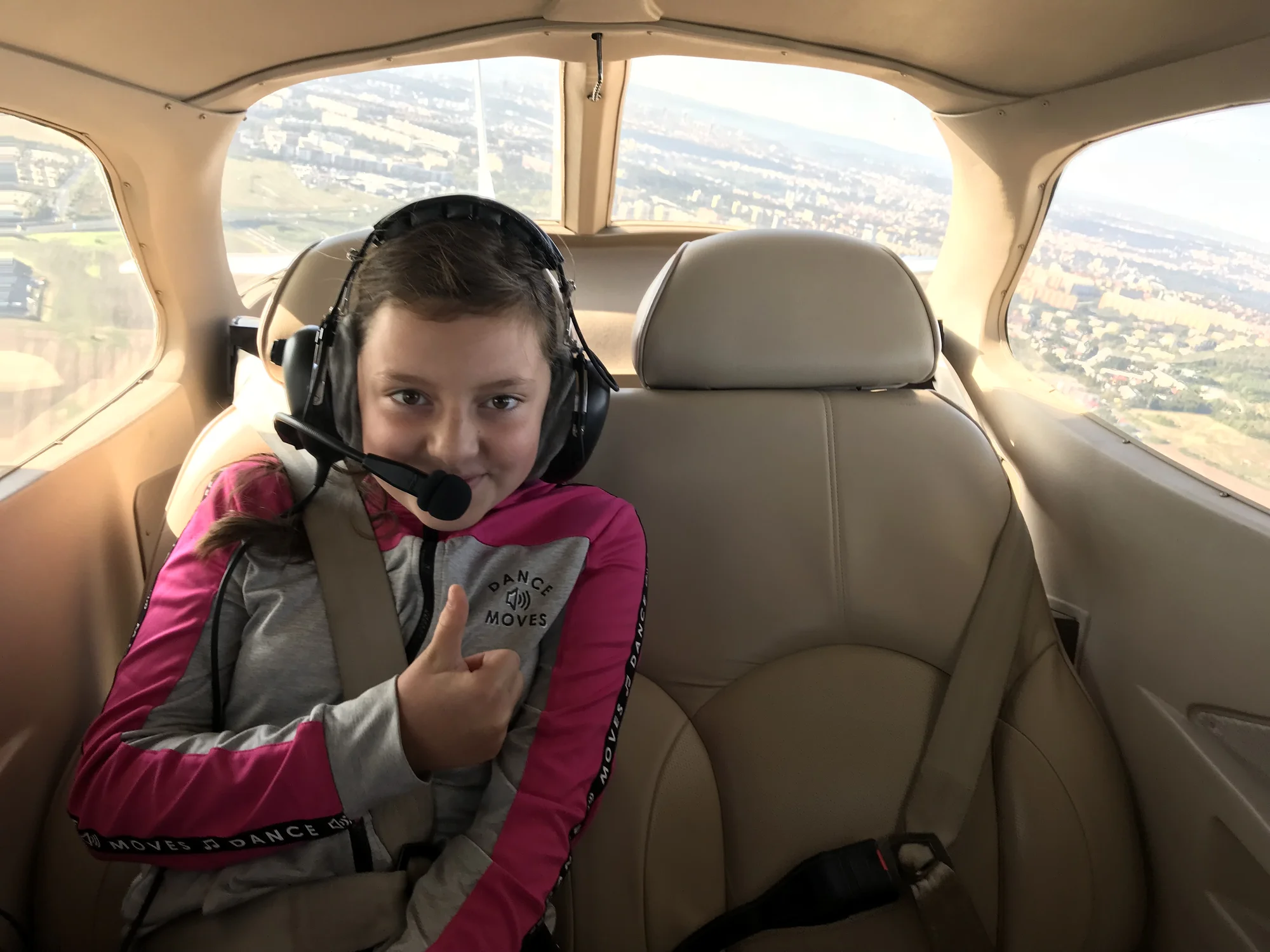 Vzhůru do oblak: seznamovací let i možnost pilotování moderního letounu Cessna 172SP G1000