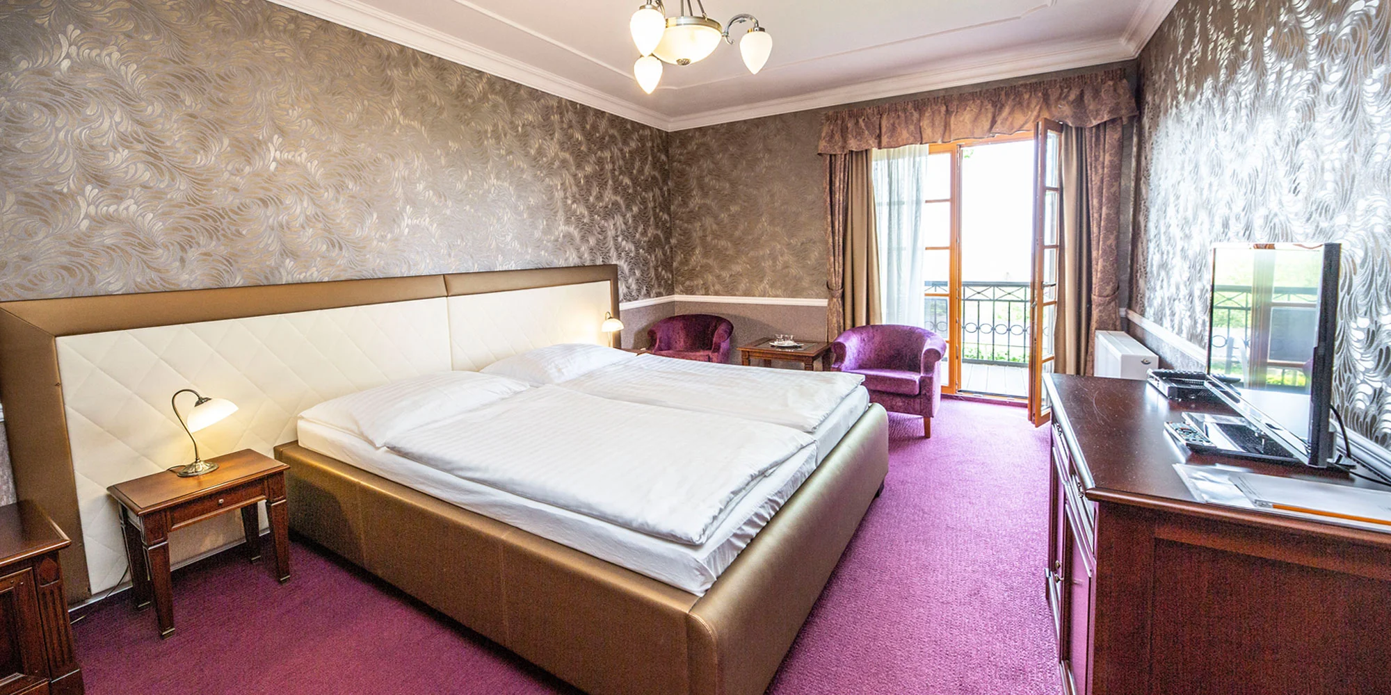 Romantika na jihu Čech: pobyt v oceňovaném hotelu s jídlem i privátním wellness či masáží