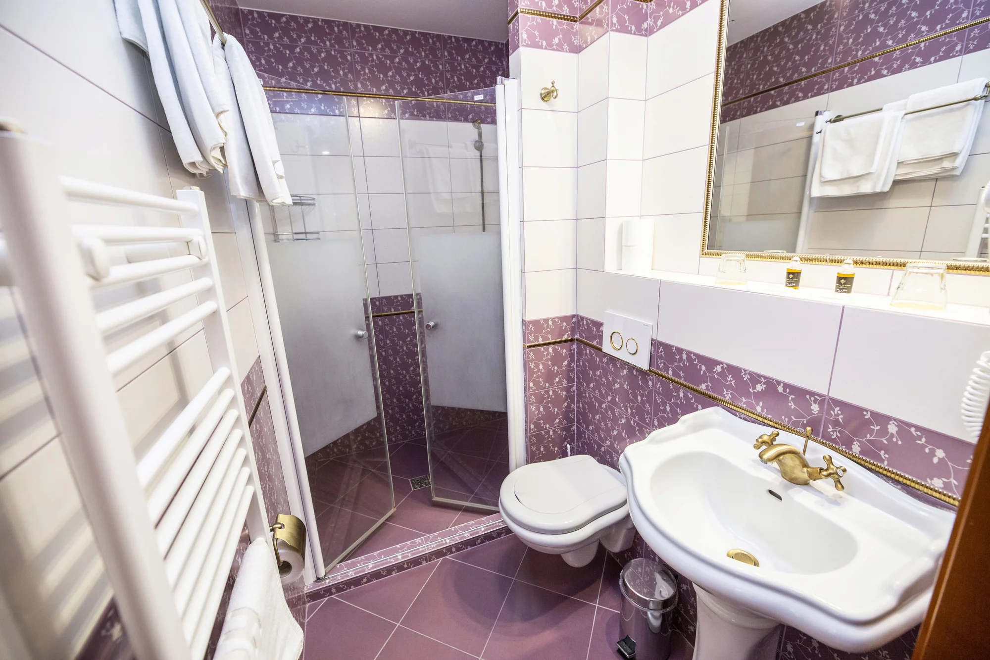 Romantika na jihu Čech: pobyt v oceňovaném hotelu s jídlem i privátním wellness či masáží
