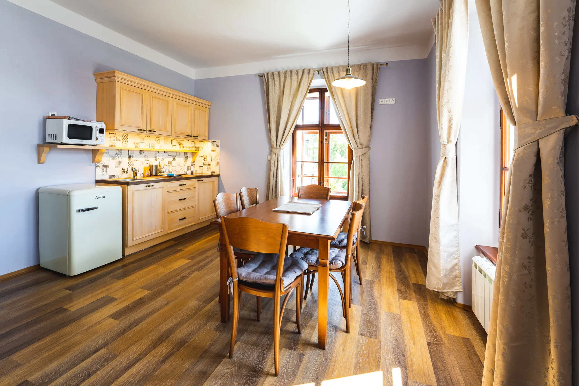 Útulný penzion v Jeseníkách: apartmán až pro 6 osob, výlety do Velkých Losin, na Praděd i k vodopádům