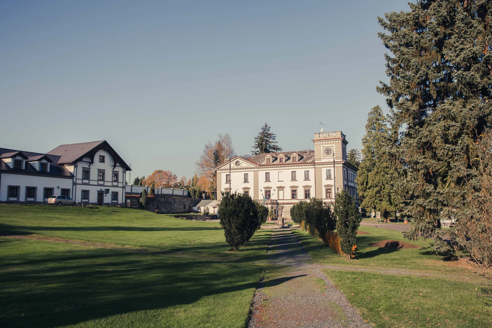 Pobyt v Golf Resortu Konopiště: snídaně, polopenze či plná penze, procedury a neomezený wellness