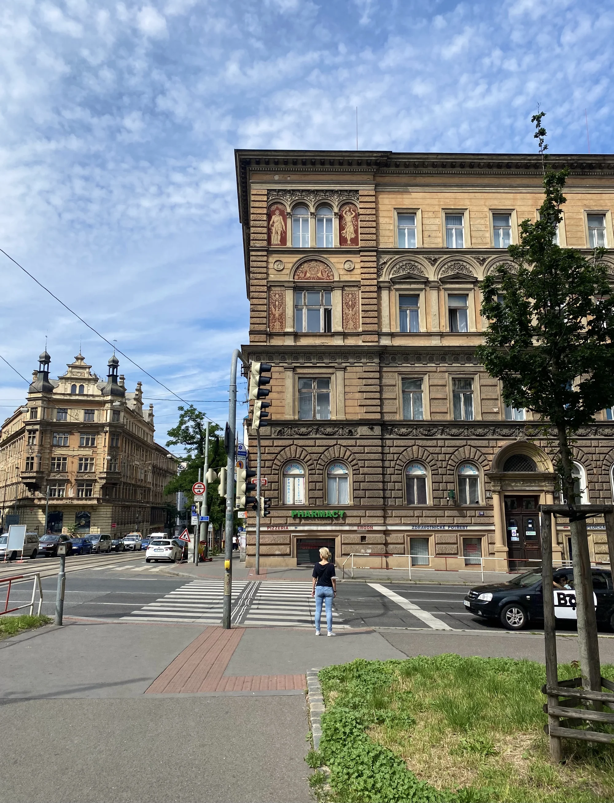 Dentální hygiena včetně Airflow i pro zuby s rovnátky nebo děti do 12 let