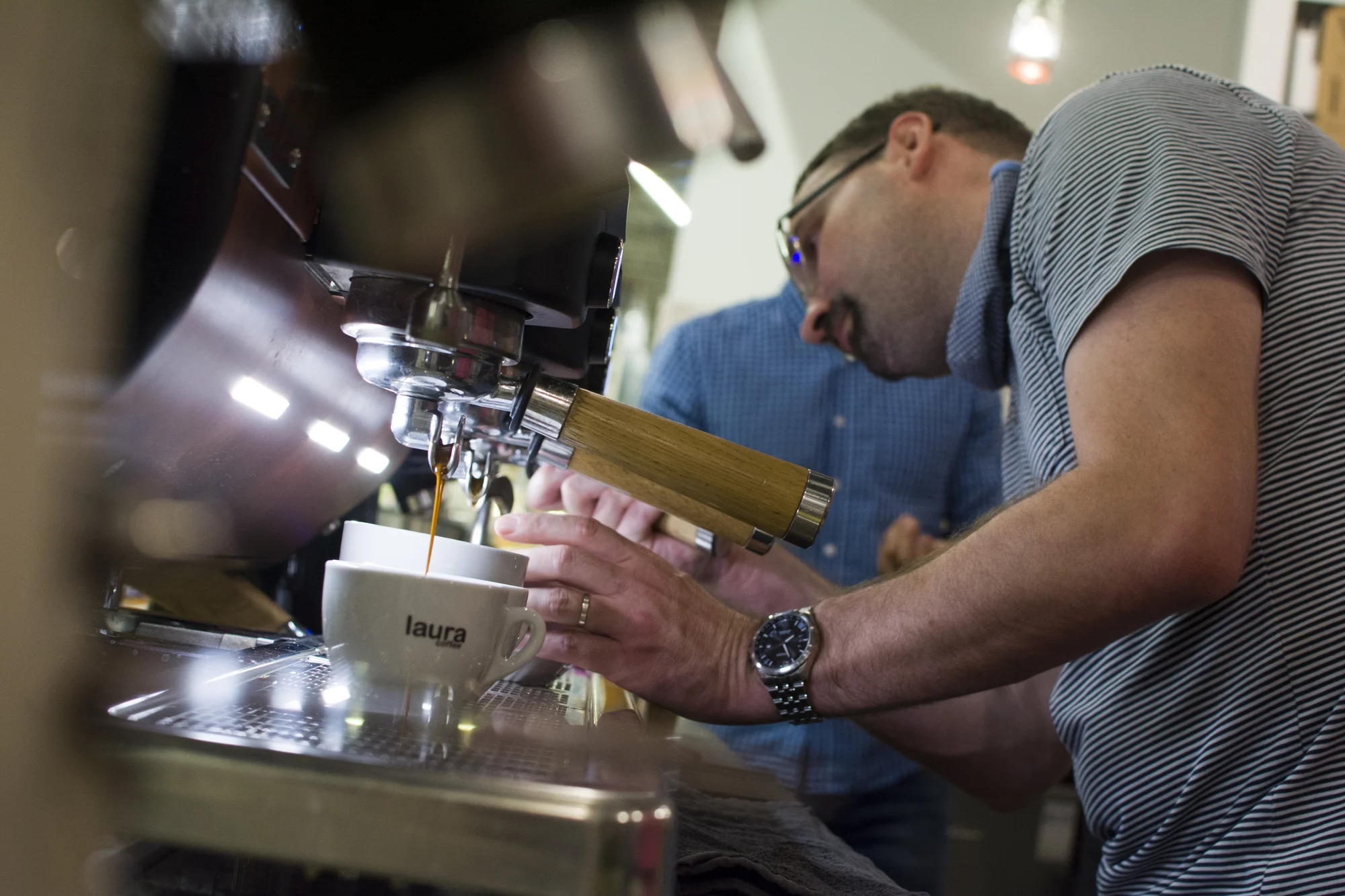 Kurz přípravy kávy: dokonalé espresso a cappuccino, 250 g zrnkové kávy na doma
