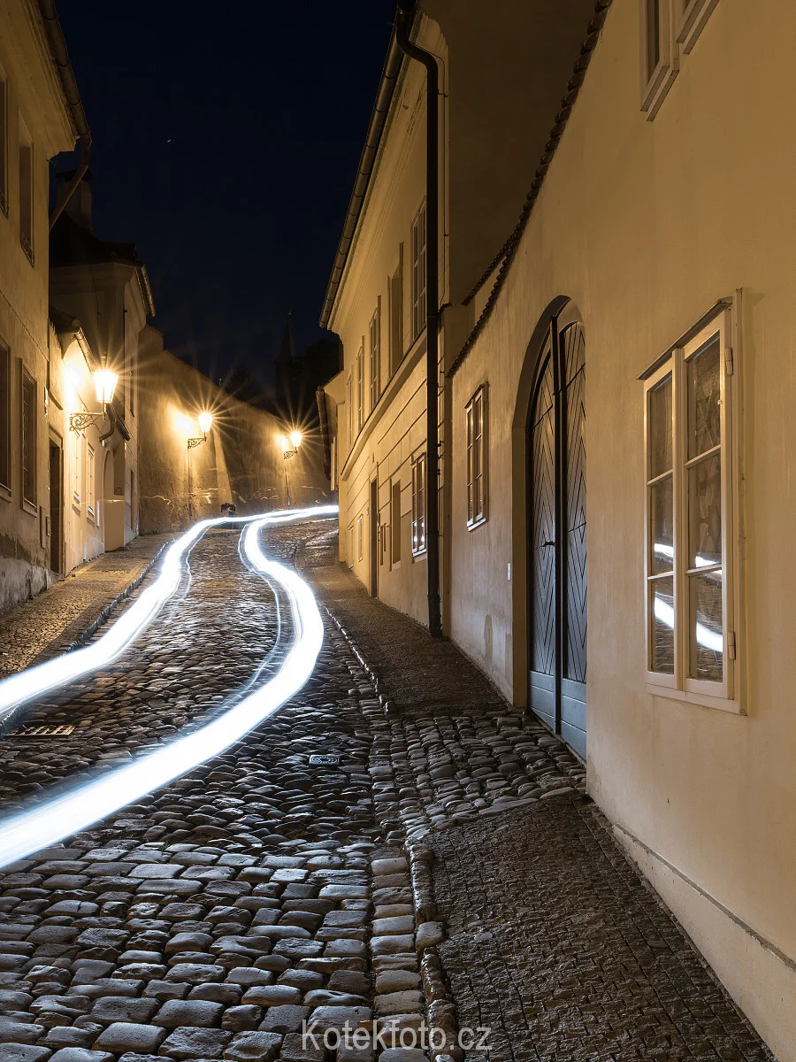 Skupinový kurz večerního a nočního fotografování v centru Prahy