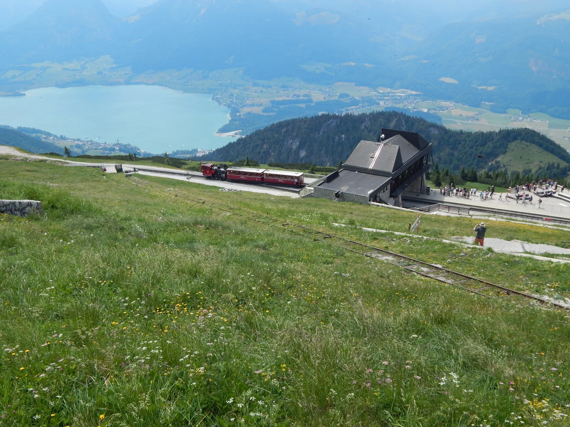 Autobusem do Rakouska: výlet za nádhernými výhledy, turistikou a zubačkou