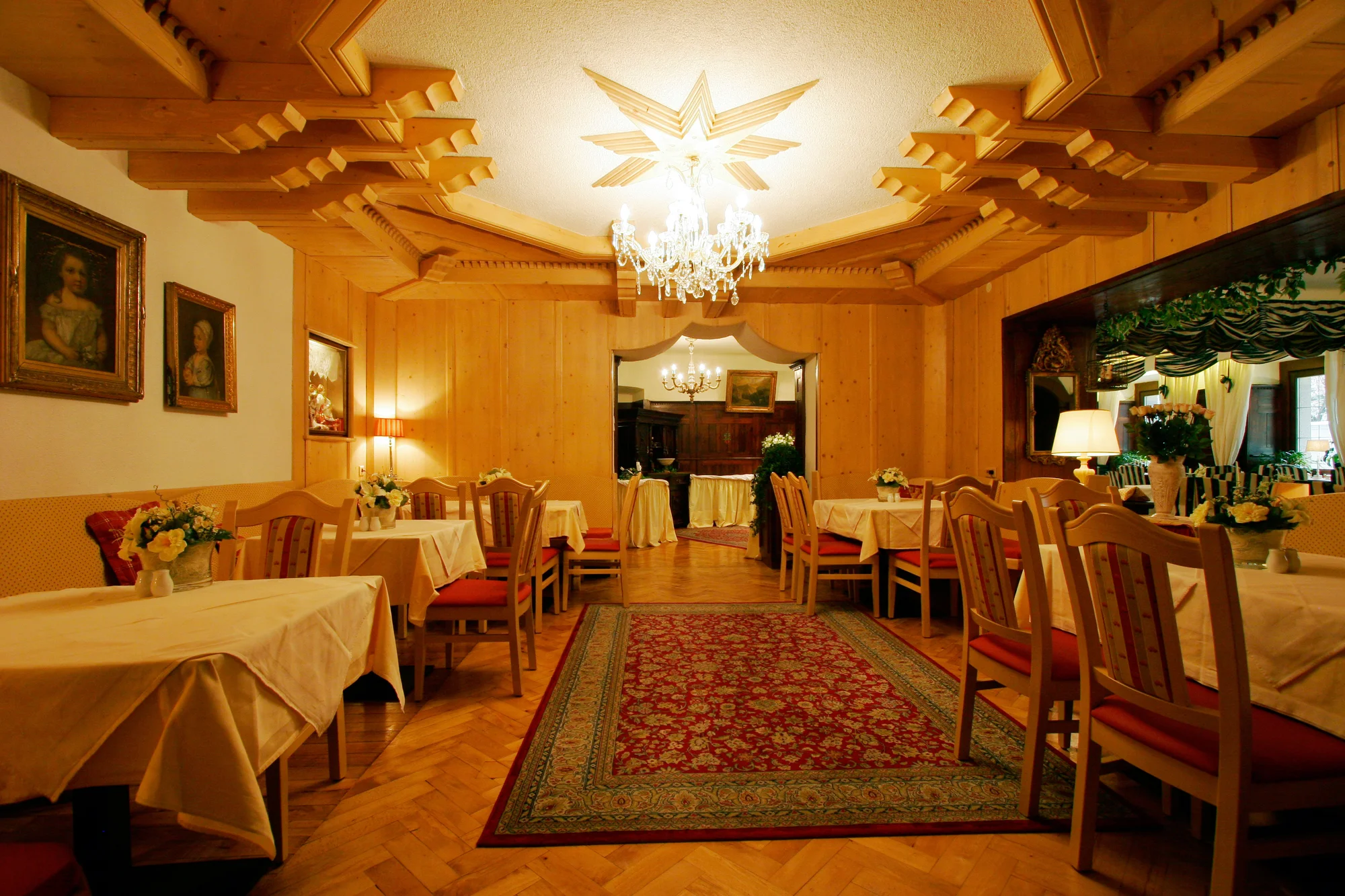 Pohodová dovolená v Korutanech: 3* hotel s polopenzí, wellness, výlety do hor i k jezeru