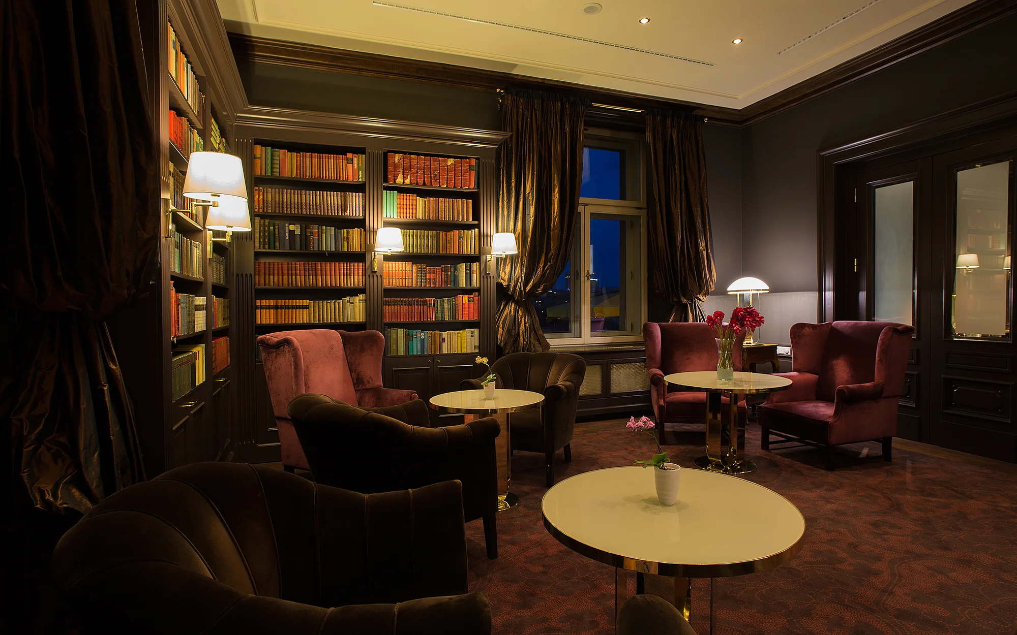 Luxusní 5* odpočinek v centru Prahy: historický hotel se snídaněmi i wellness
