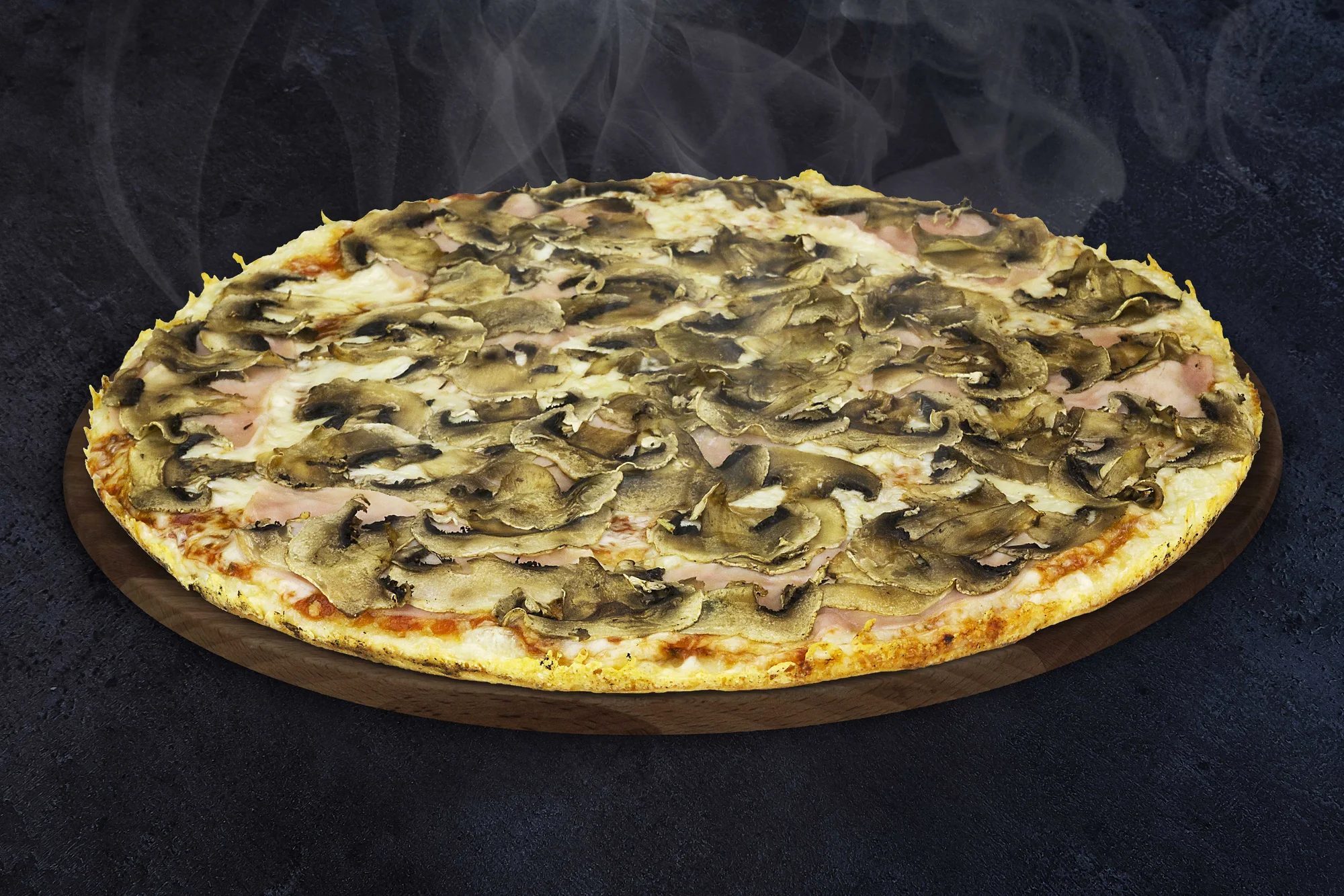 2 poctivé Chacharovy pizzy: výběr ze 16 druhů, rozvoz až k vám domů