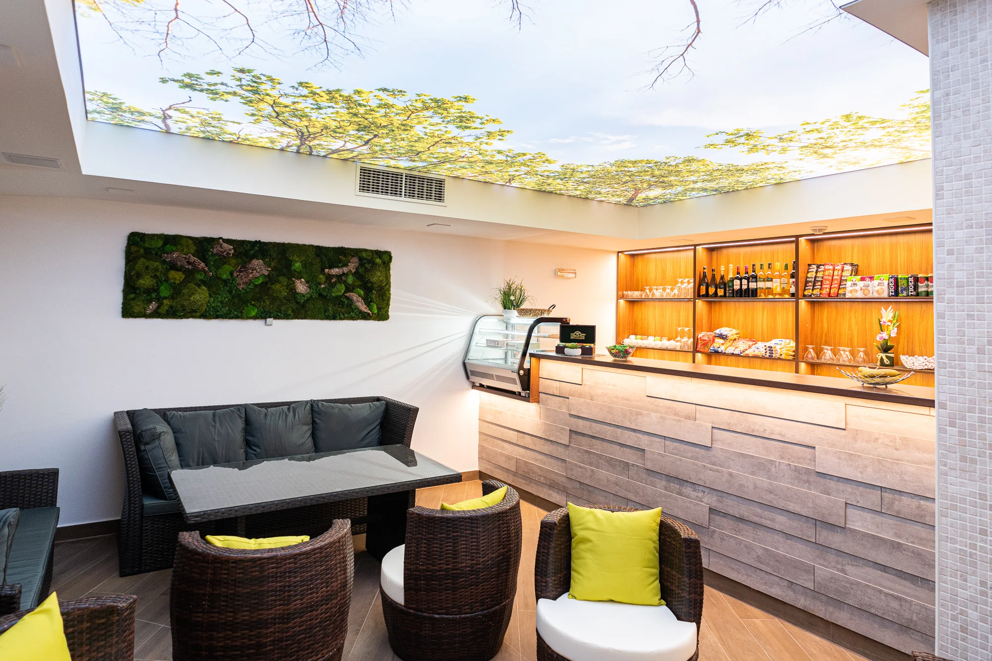 Otevřený voucher až na 3000 Kč do Wellness Böhmova: veřejné i privátní vstupy, sauna a občerstvení