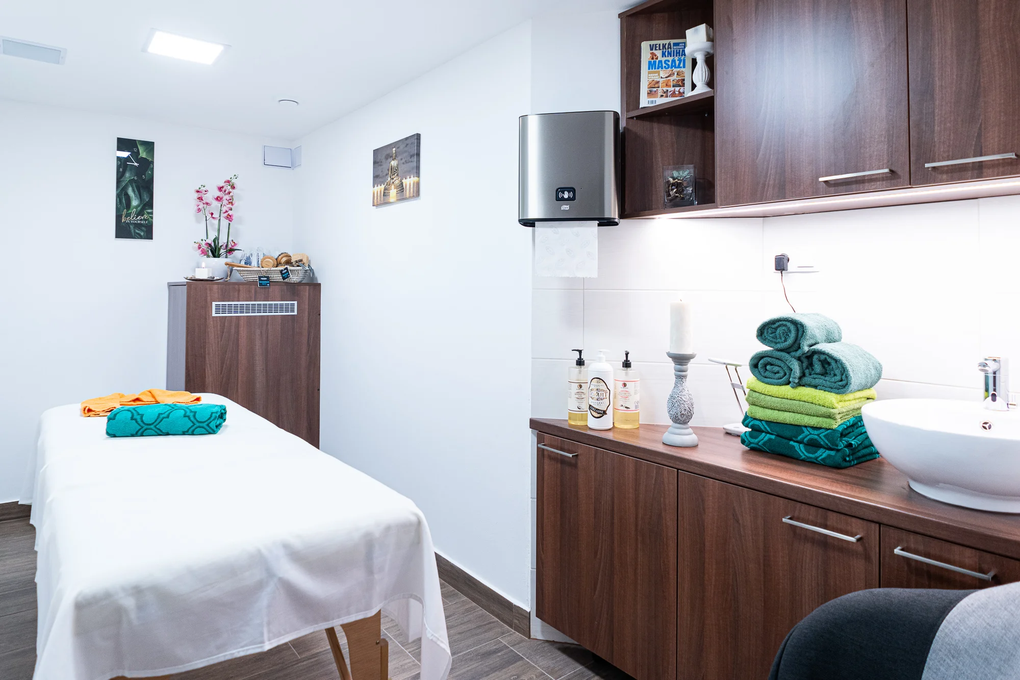 Otevřený voucher až na 3000 Kč do Wellness Böhmova: veřejné i privátní vstupy, sauna a občerstvení