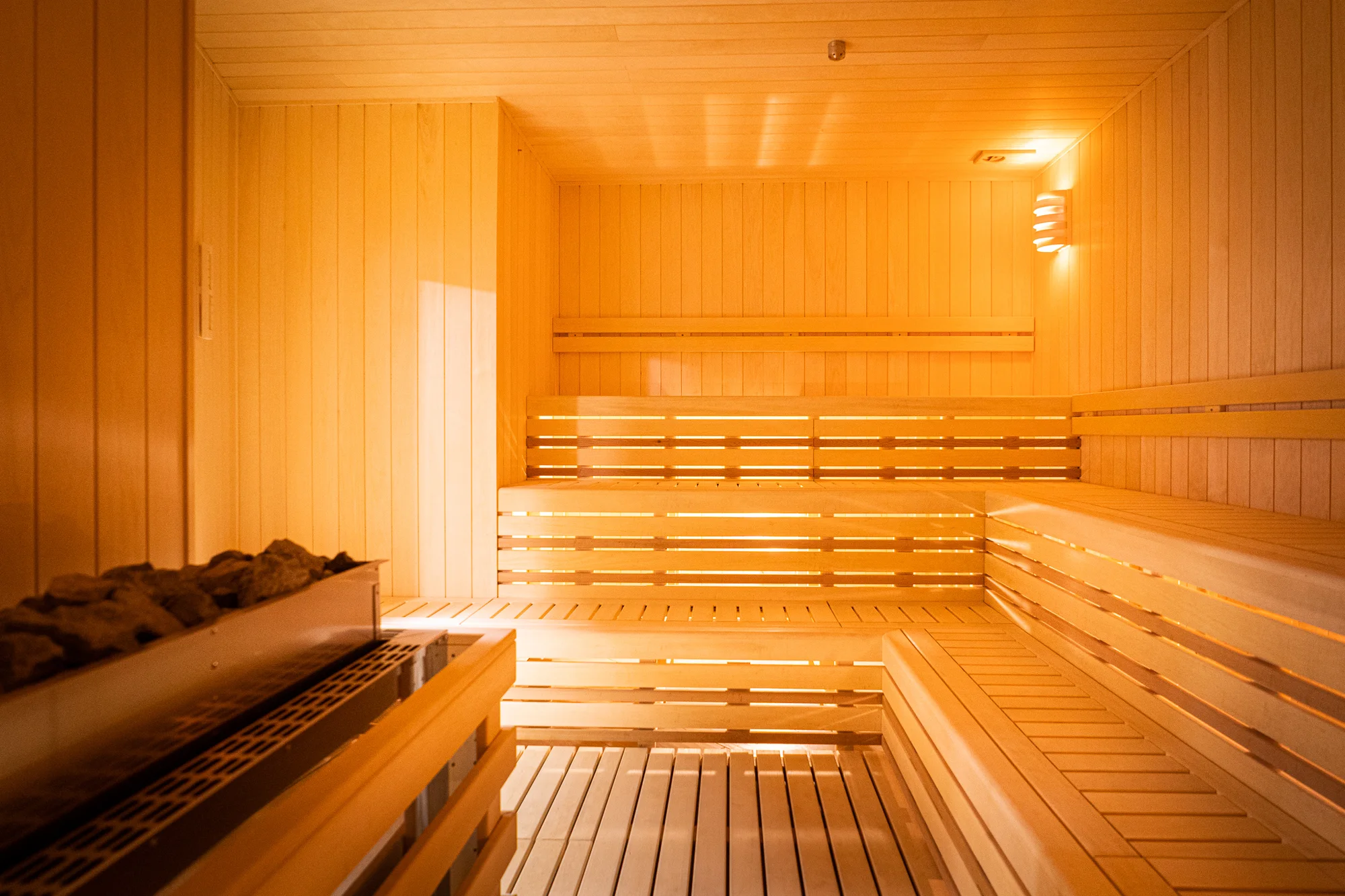 Otevřený voucher až na 3000 Kč do Wellness Böhmova: veřejné i privátní vstupy, sauna a občerstvení