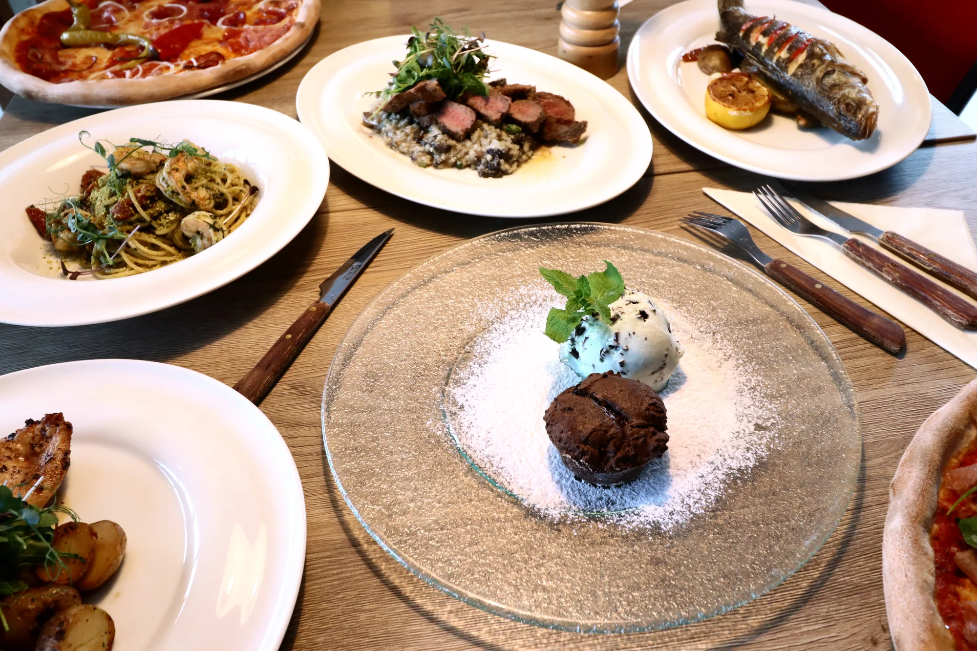 Italská restaurace La Strada: otevřené vouchery na 500 nebo 1 000 Kč