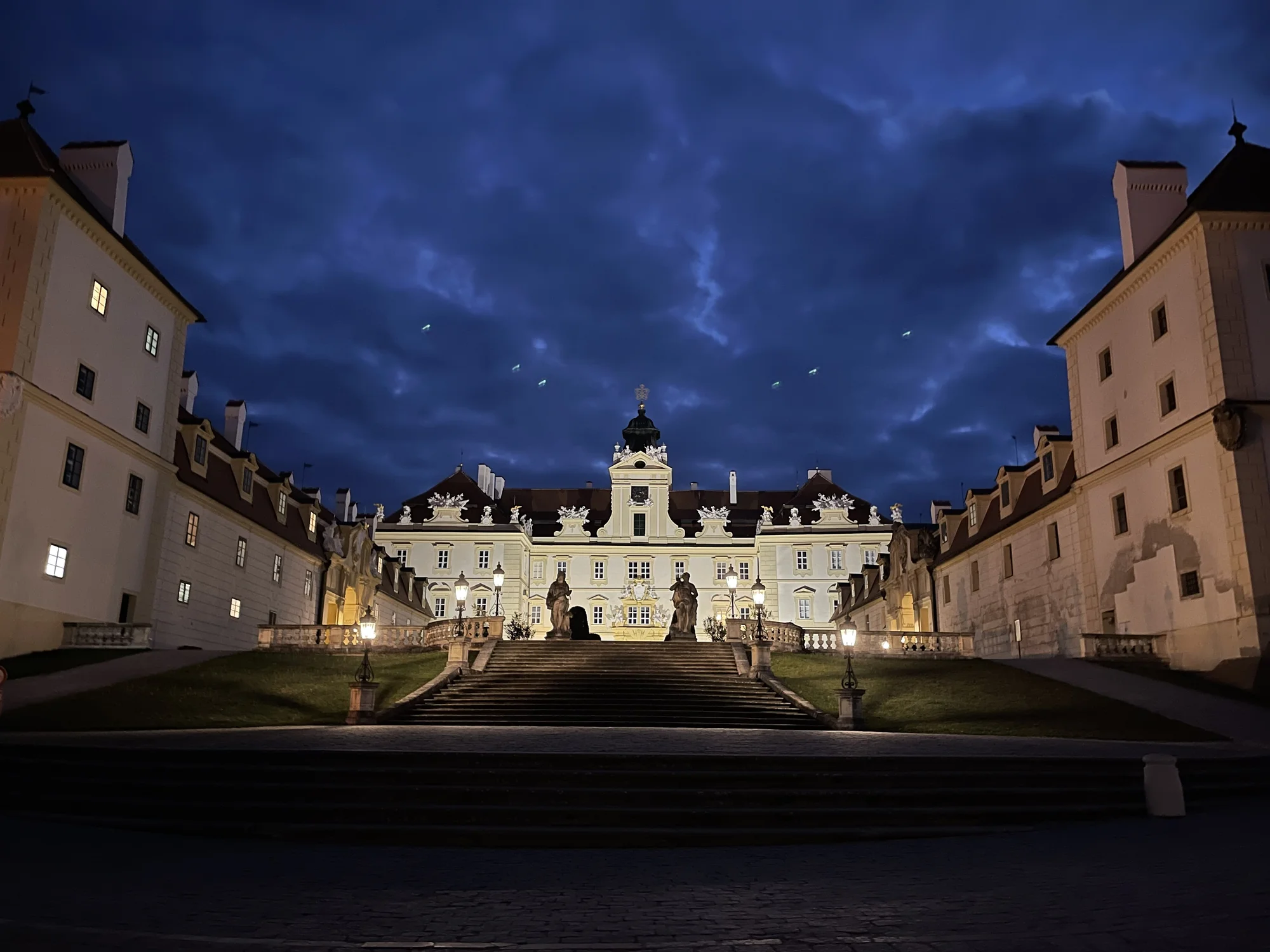 Luxusní resort s pivovarem v centru Lednice: snídaně, na výběr i vířivka či pivní lázeň