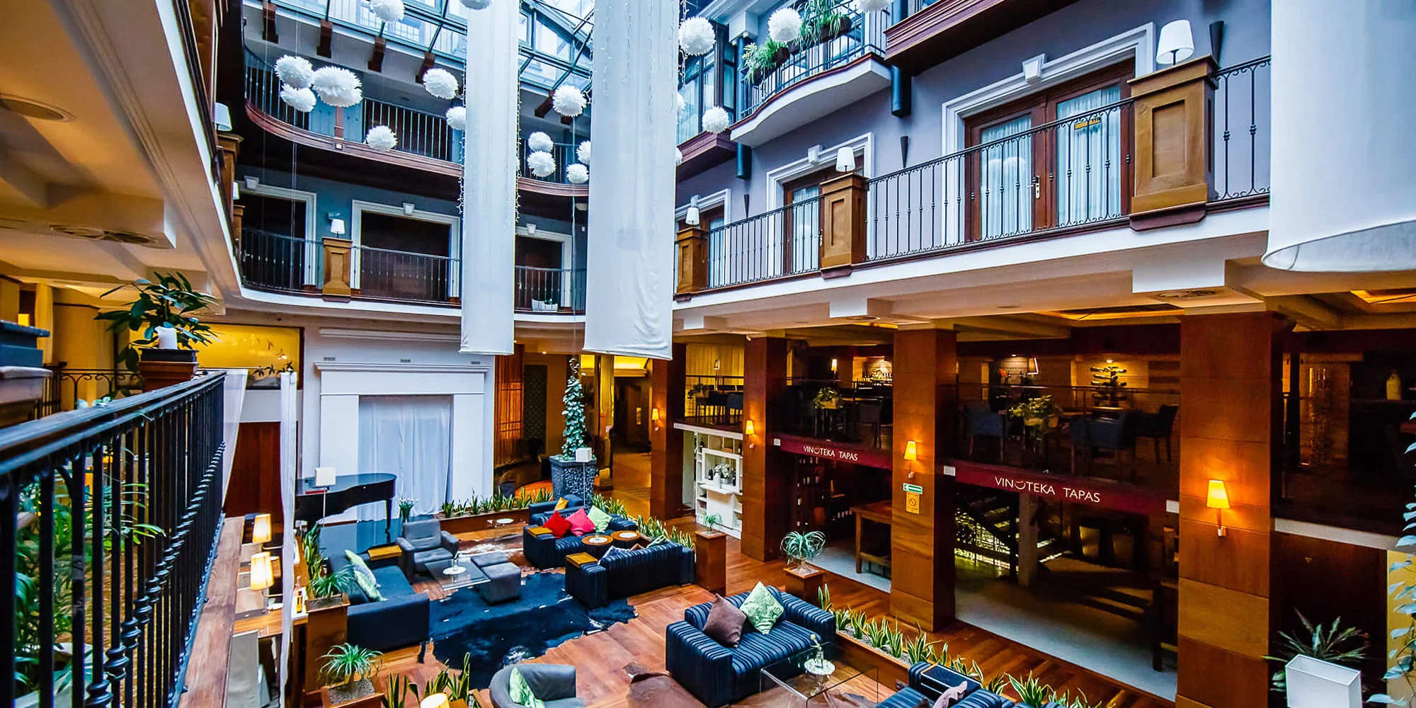 Luxusní hotel v polském Řešově: snídaně či polopenze, wellness a památky