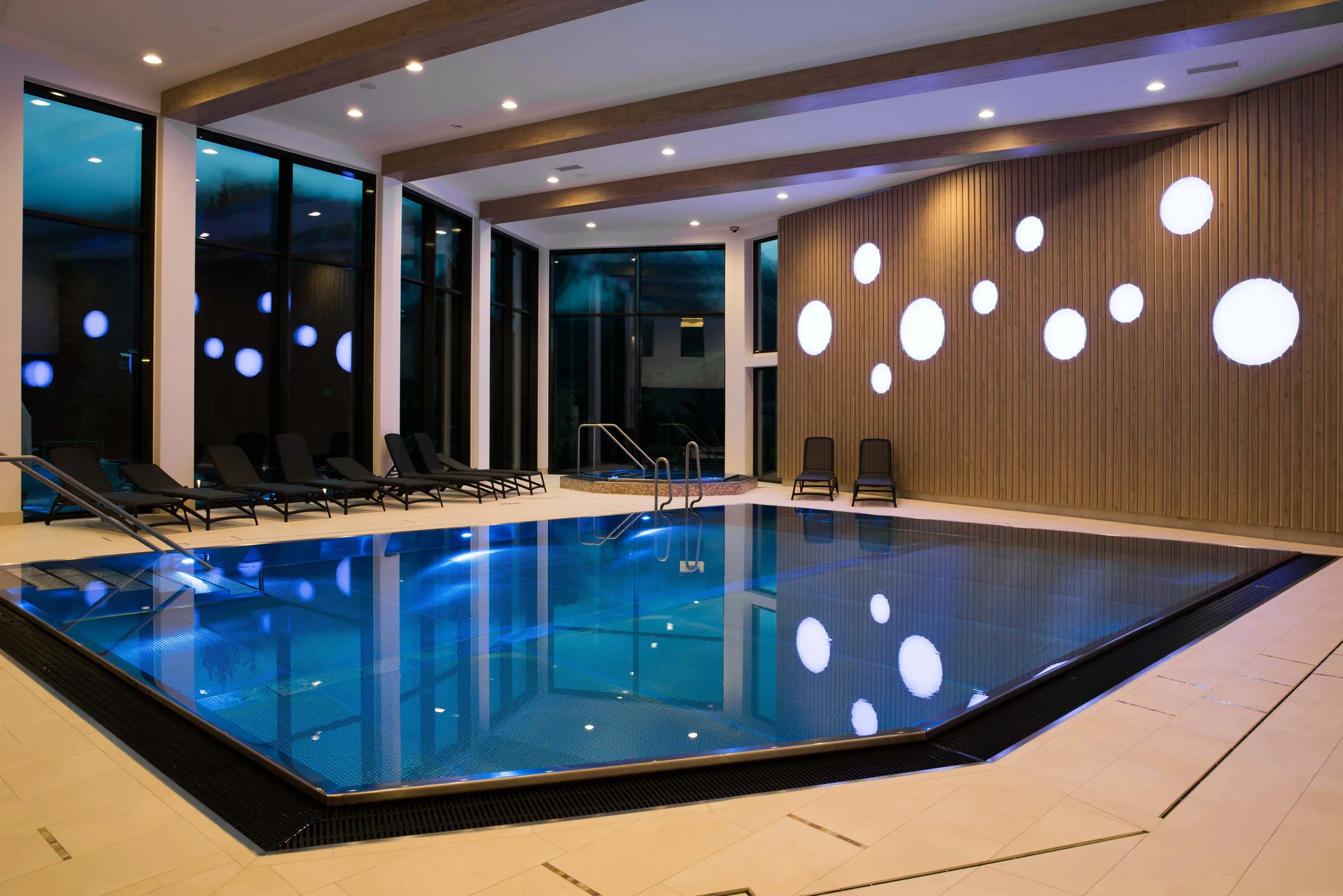 Pobyt v Rakousku: 3* hotel u turistických tras, polopenze i wellness