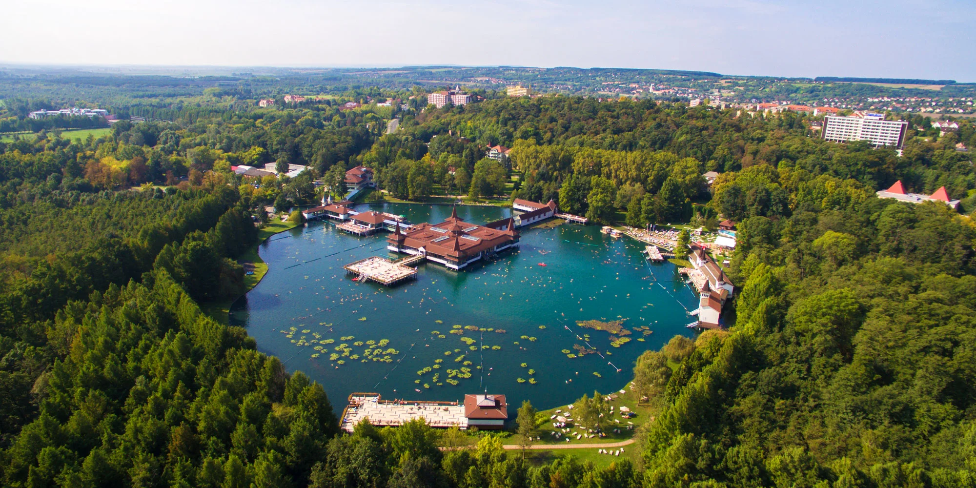 Pobyt v maďarském Hévízu kousek od břehu Balatonu: polopenze a neomezený wellness, 2 děti zdarma
