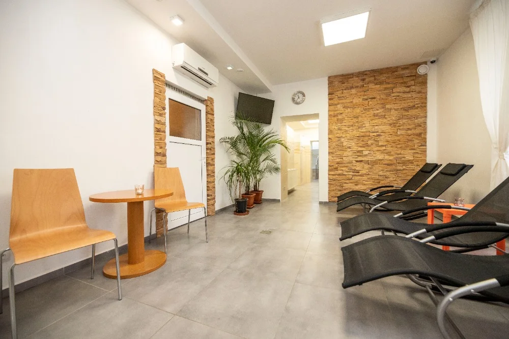 2hodinový vstup do veřejného wellness s vyhřívaným bazénem v Lednicko-valtickém areálu
