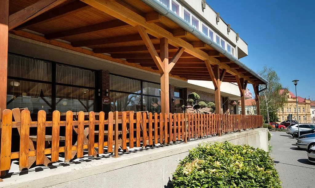 Hotel u barokního zámku na Vysočině: sněz, co můžeš i all inclusive, masáže, zábava i sleva na saunu