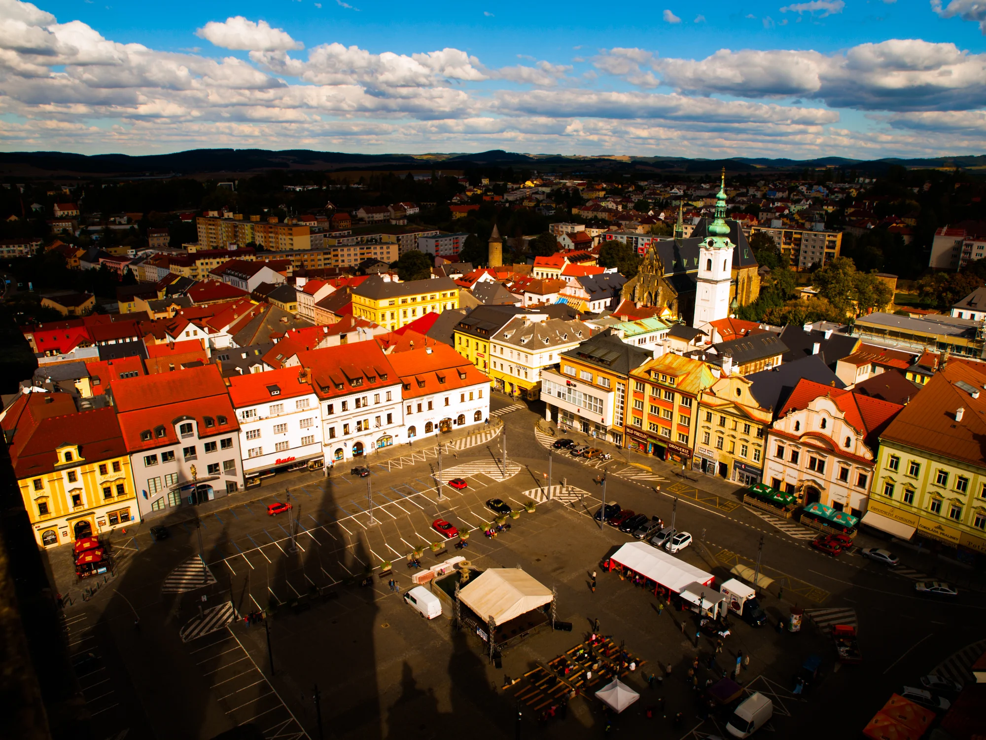Krásná dovolená v historických Klatovech: hotel se snídaní a neomezený vstup do wellness