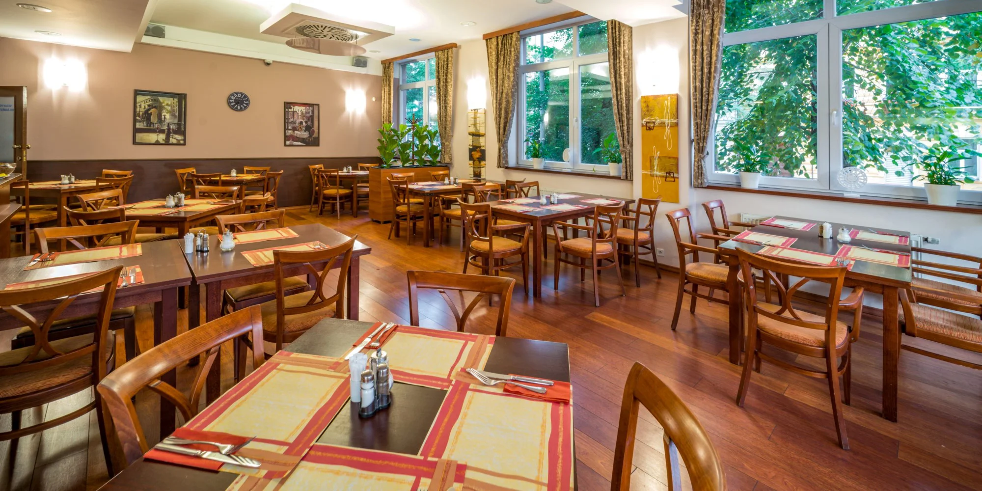 4* pobyt v Praze pro dva: jedna noc i celý týden, snídaně, wellness i fitness