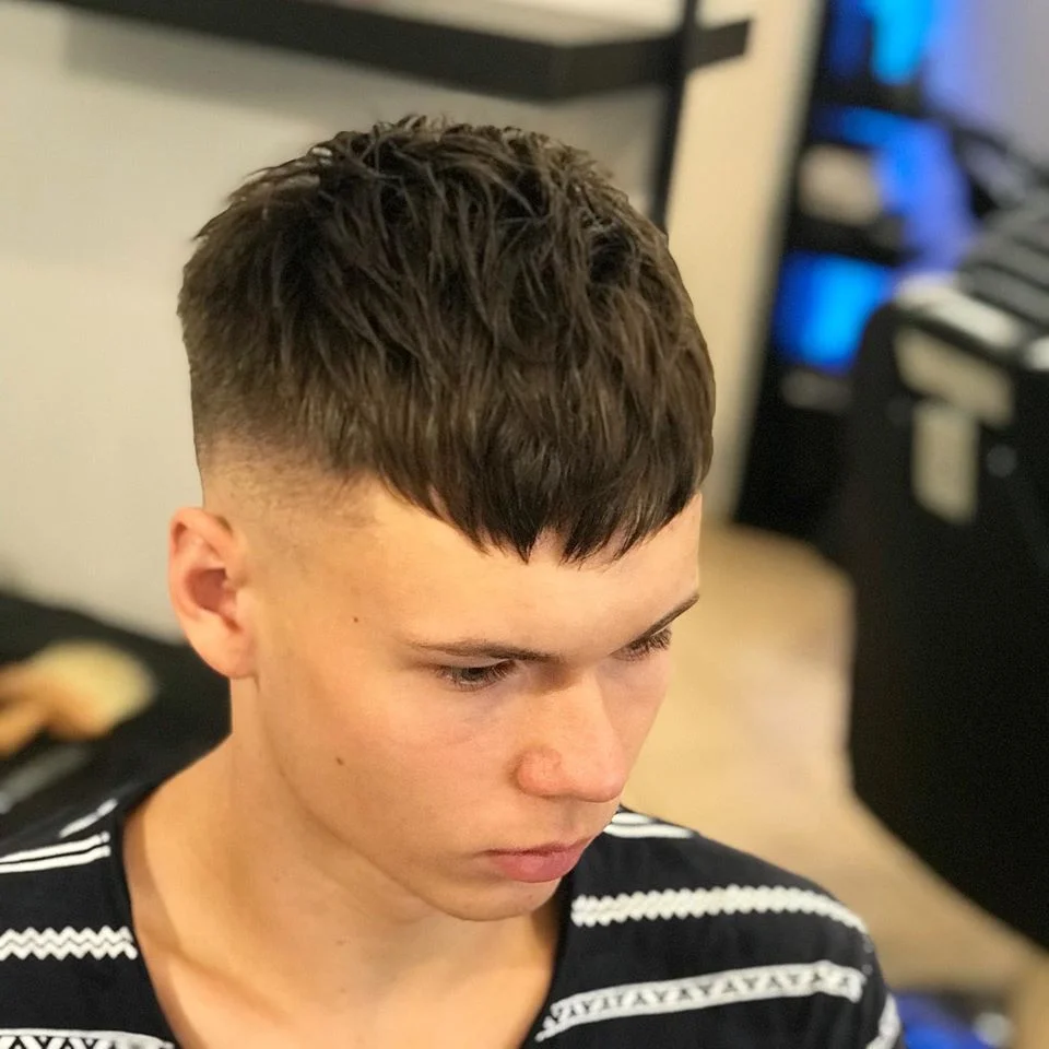 Precizní pánský střih a úprava vousů od profesionálních stylistů