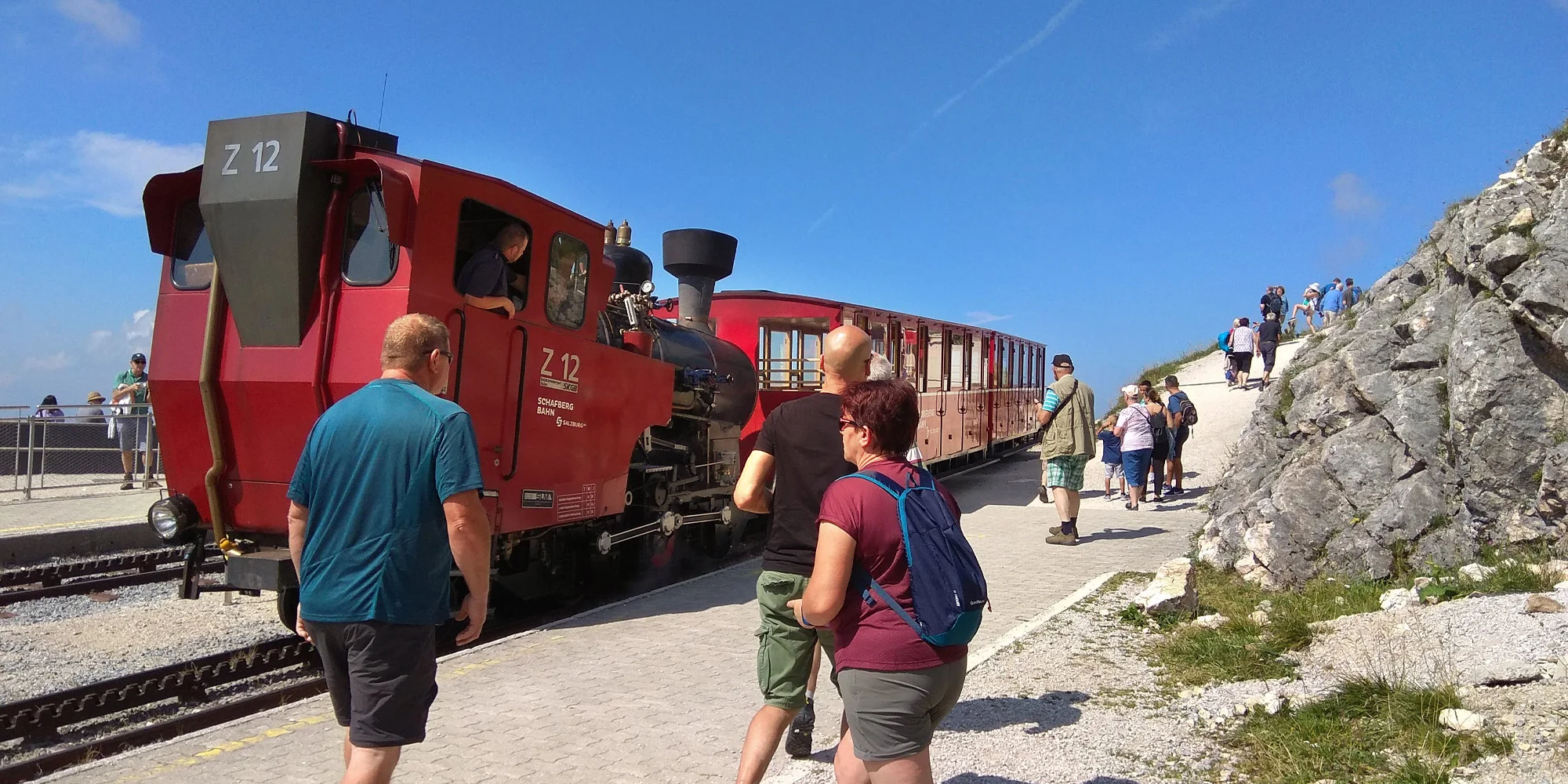 Autobusem do Rakouska: výlet za nádhernými výhledy, turistikou a zubačkou