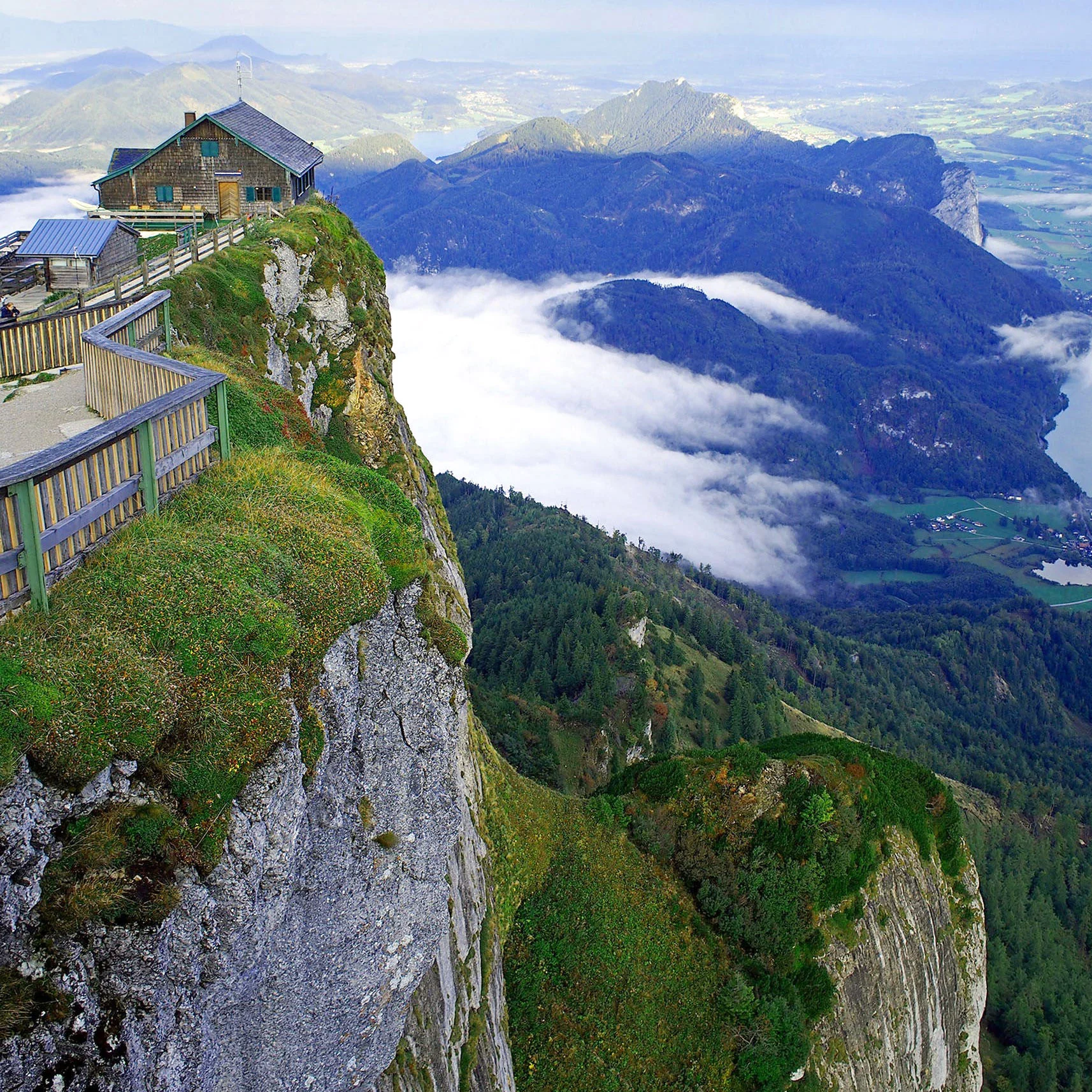 Autobusem do Rakouska: výlet za nádhernými výhledy, turistikou a zubačkou