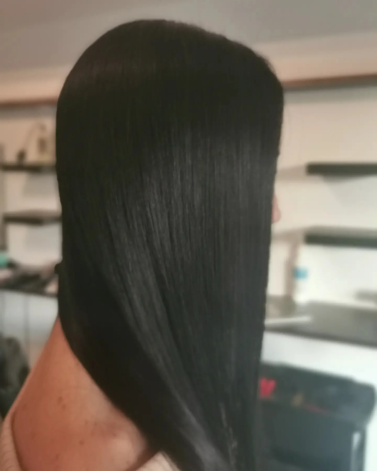 Brazilský keratin nebo intenzivní výživa vlasů pro lesk a sílu vlasů včetně střihu