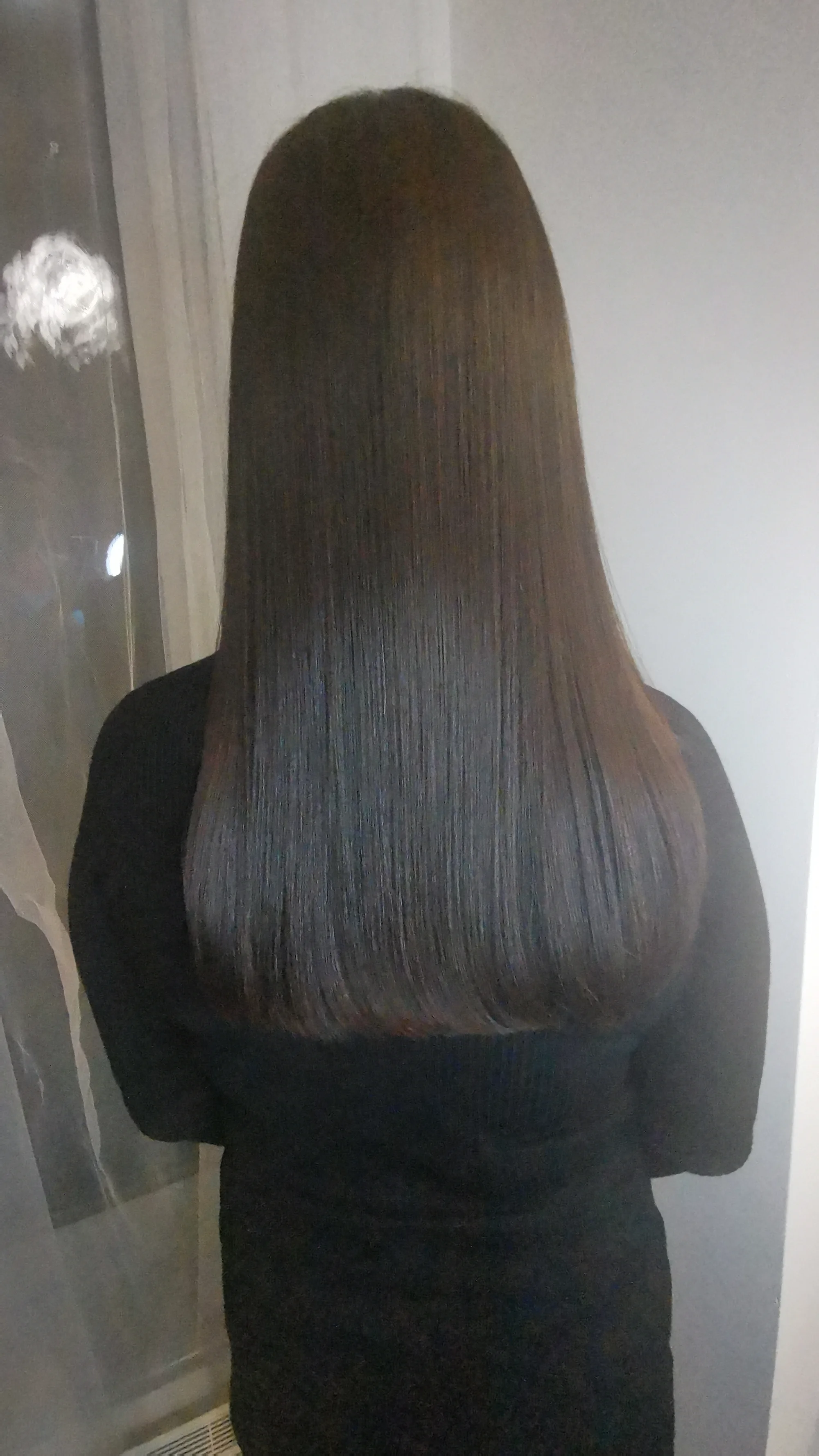Brazilský keratin nebo intenzivní výživa vlasů pro lesk a sílu vlasů včetně střihu