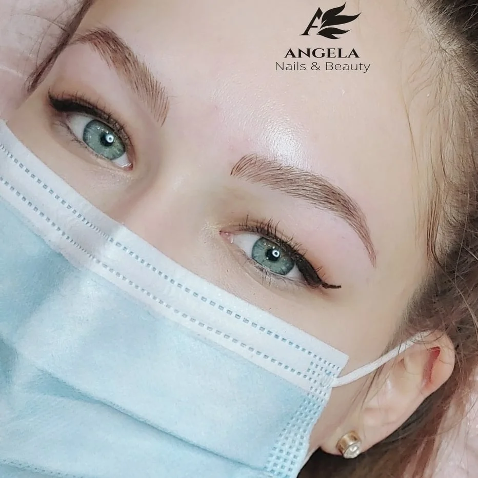 Permanentní make-up obočí vláskováním či pudrovým efektem nebo stínování rtů