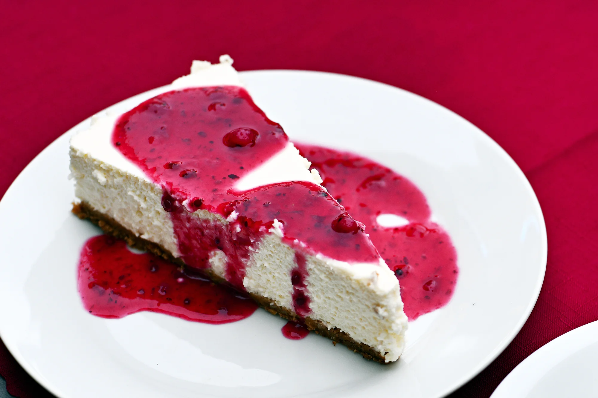 Pizza a cheesecake u Karlova mostu: posezení s výhledem i odnos s sebou
