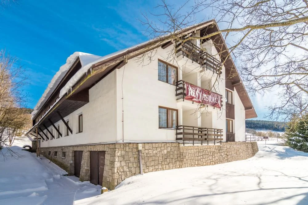 Pobyt plný aktivního odpočinku v Krkonoších v hotelu s polopenzí