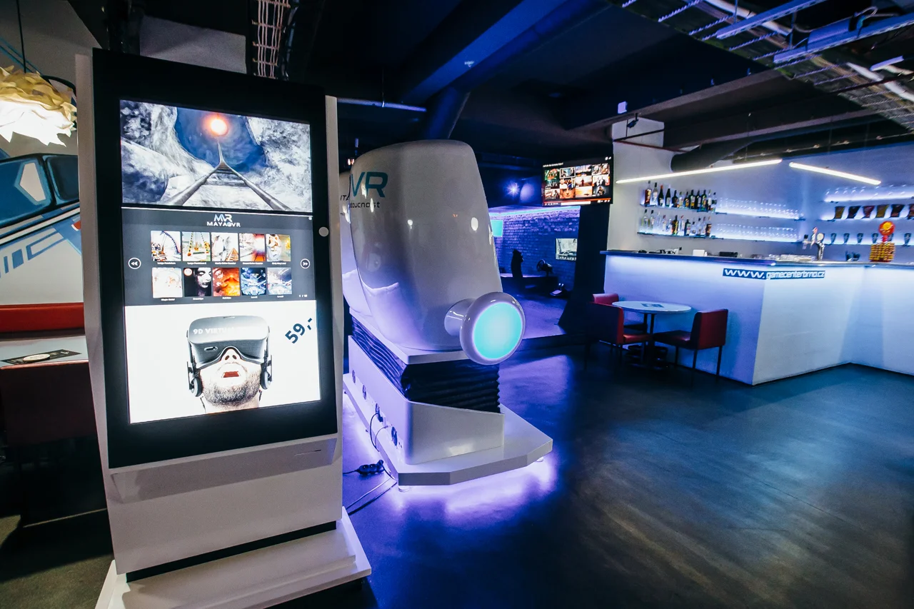 40 min. adrenalinu pro 4 osoby: laser game, laserové bludiště a 9D kino