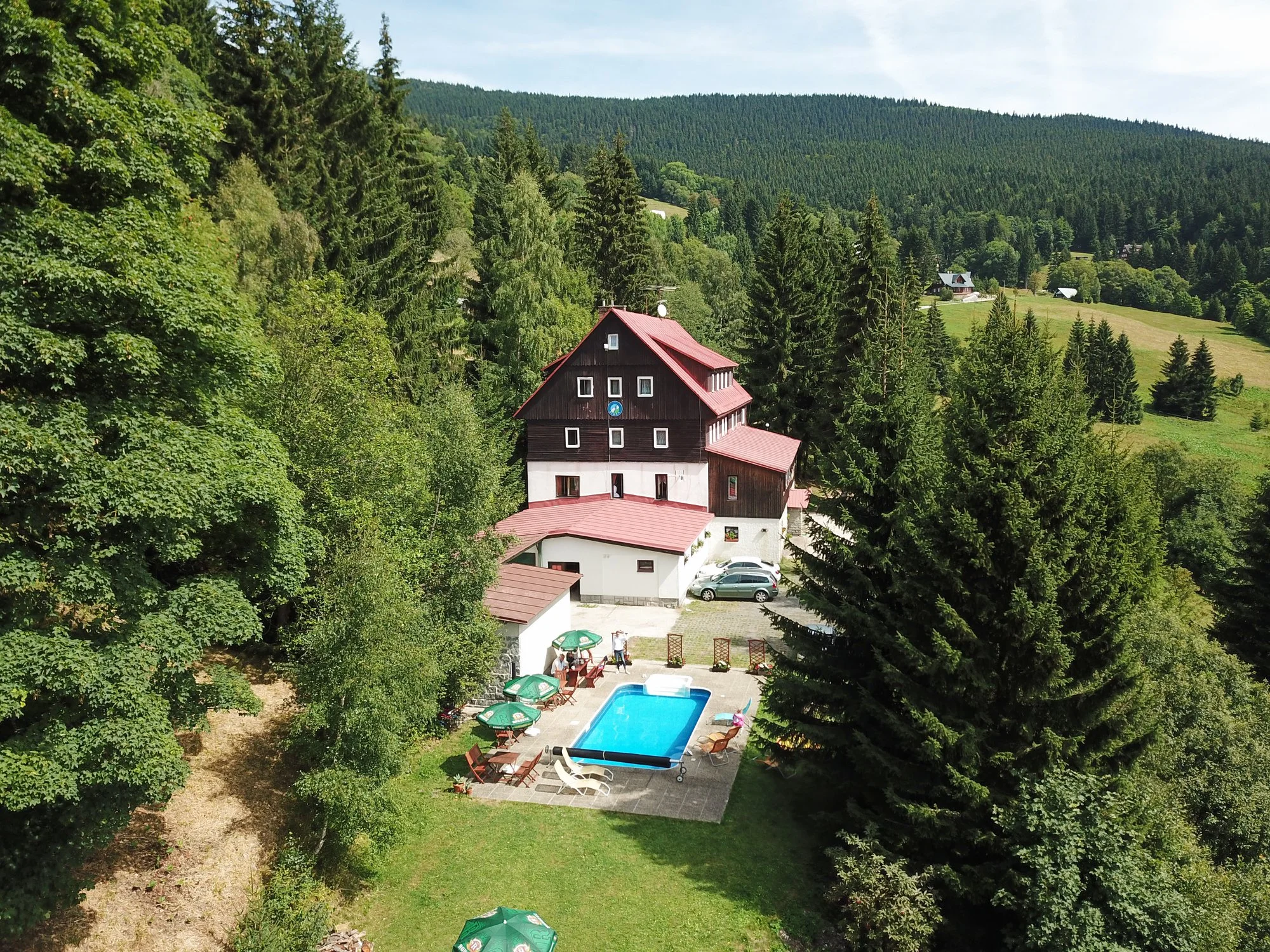 Aktivní dovolená s polopenzí v Krkonoších: 2 až 14 nocí v Dolních Mísečkách