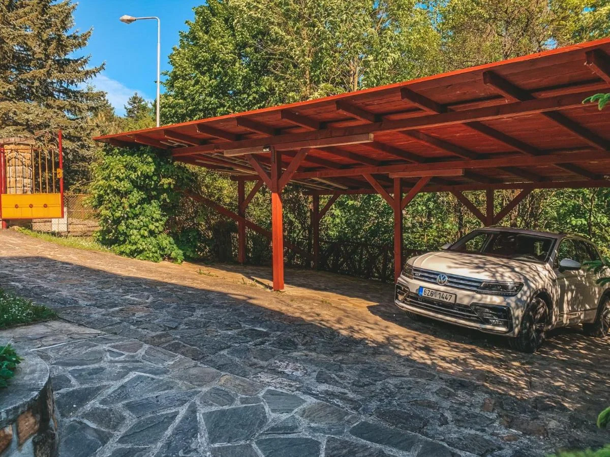 Krásné apartmány v Luhačovicích se snídaní a možností soukromé vířivky