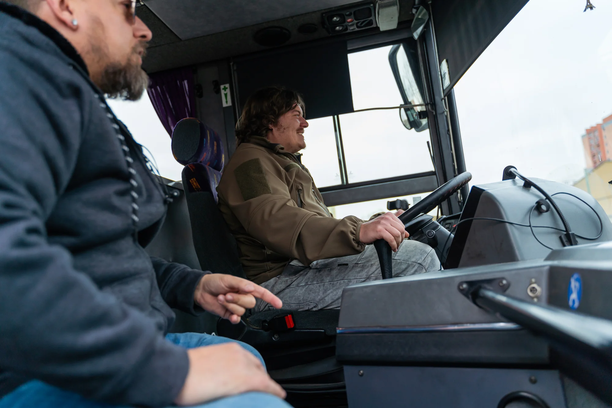 Zážitková jízda autobusem i nákladním autem pro dospělé
