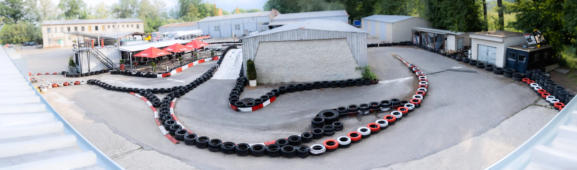 Svižná jízda motokárou pro děti i dospělé: adrenalin a zábava na ověřené trati