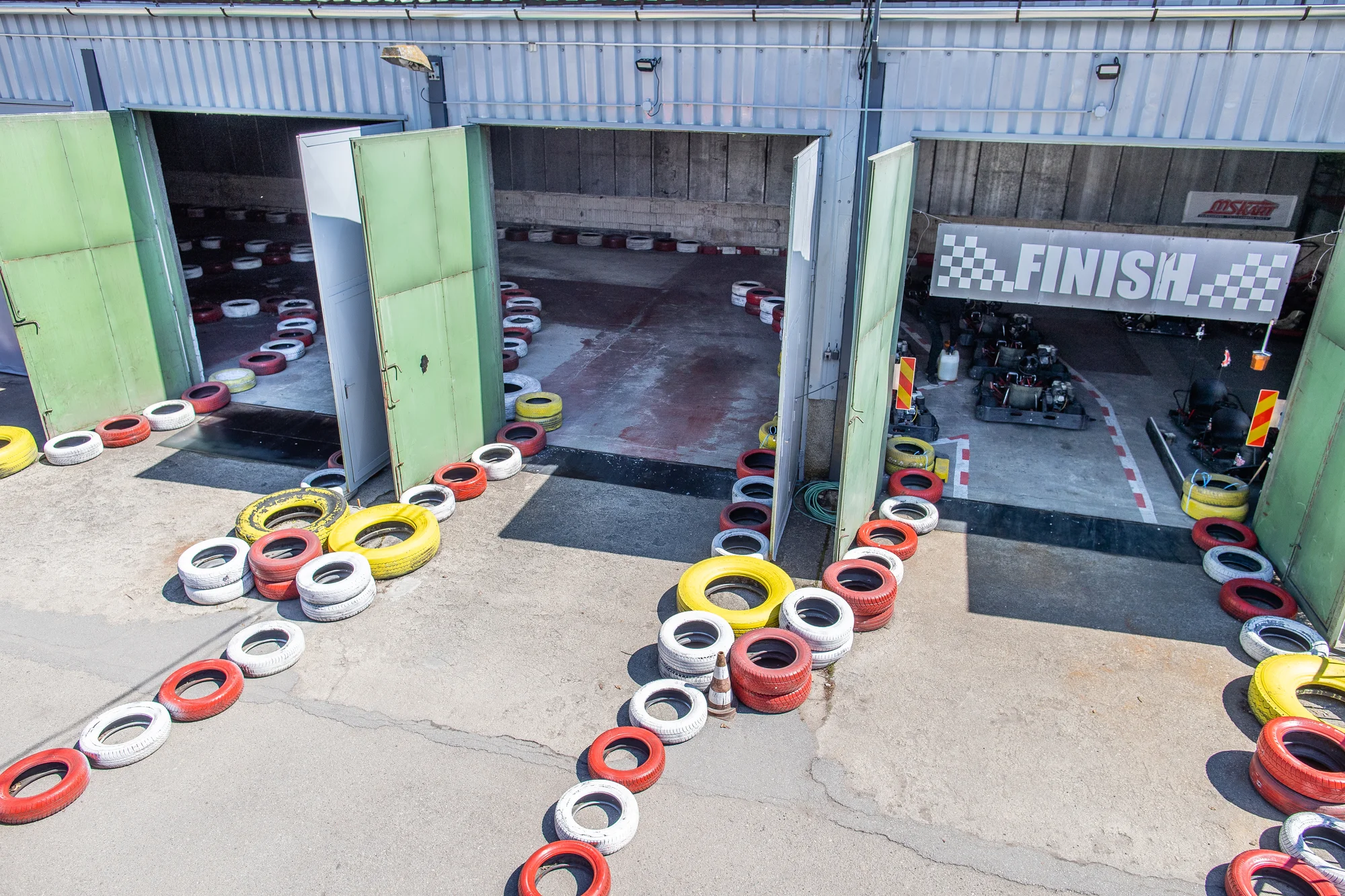 Svižná jízda motokárou pro děti i dospělé: adrenalin a zábava na ověřené trati