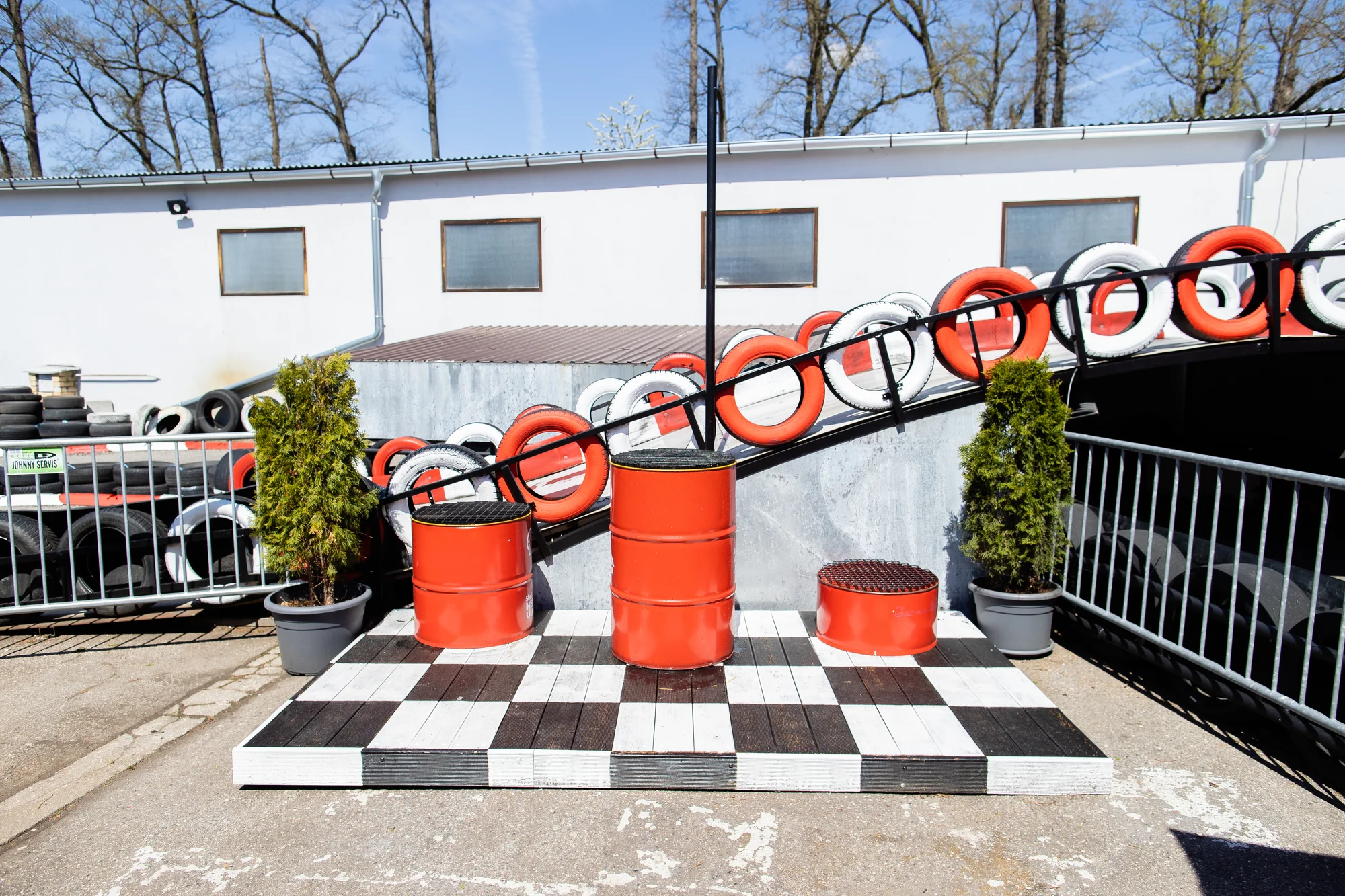 Svižná jízda motokárou pro děti i dospělé: adrenalin a zábava na ověřené trati