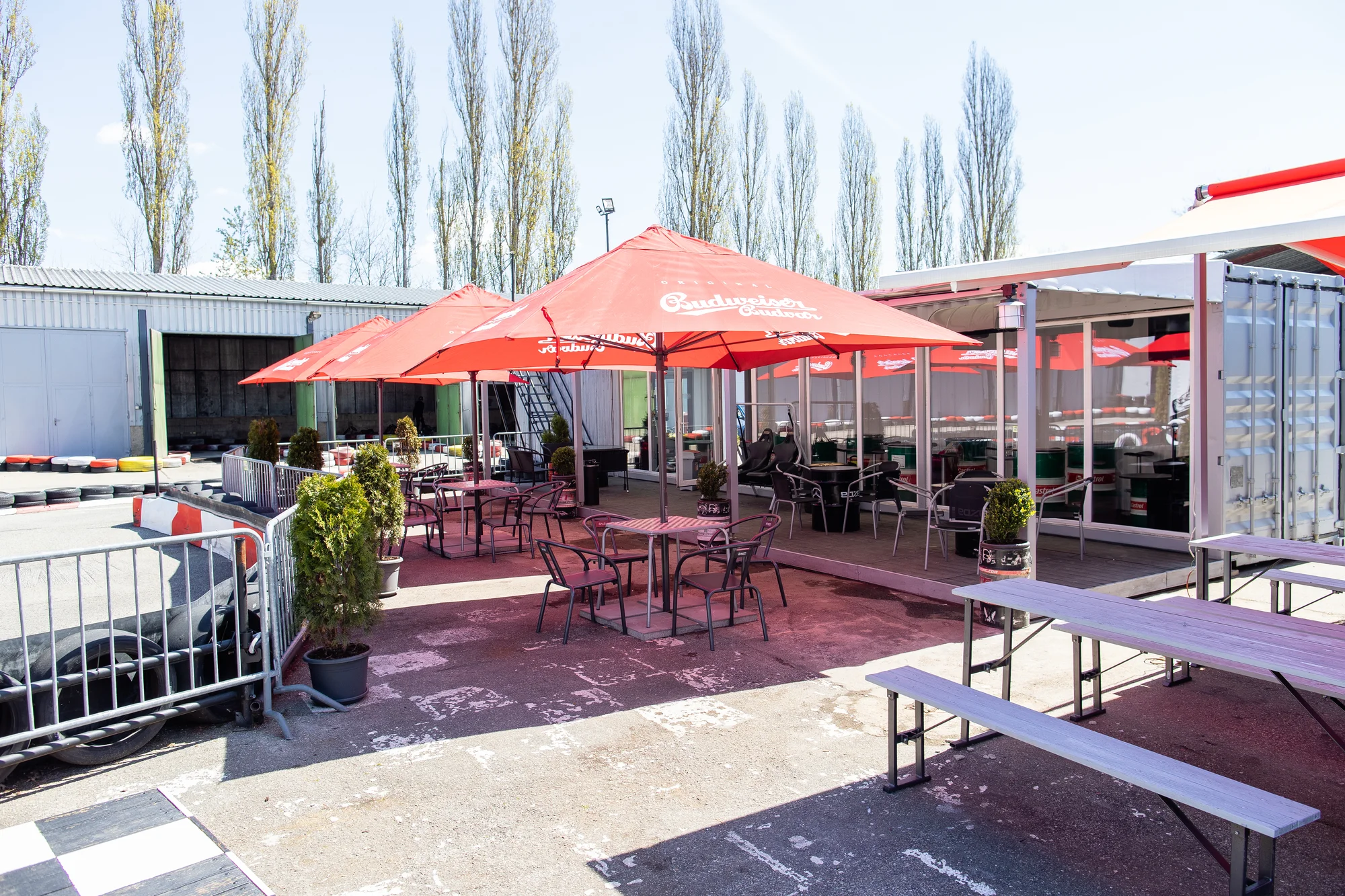 Svižná jízda motokárou pro děti i dospělé: adrenalin a zábava na ověřené trati