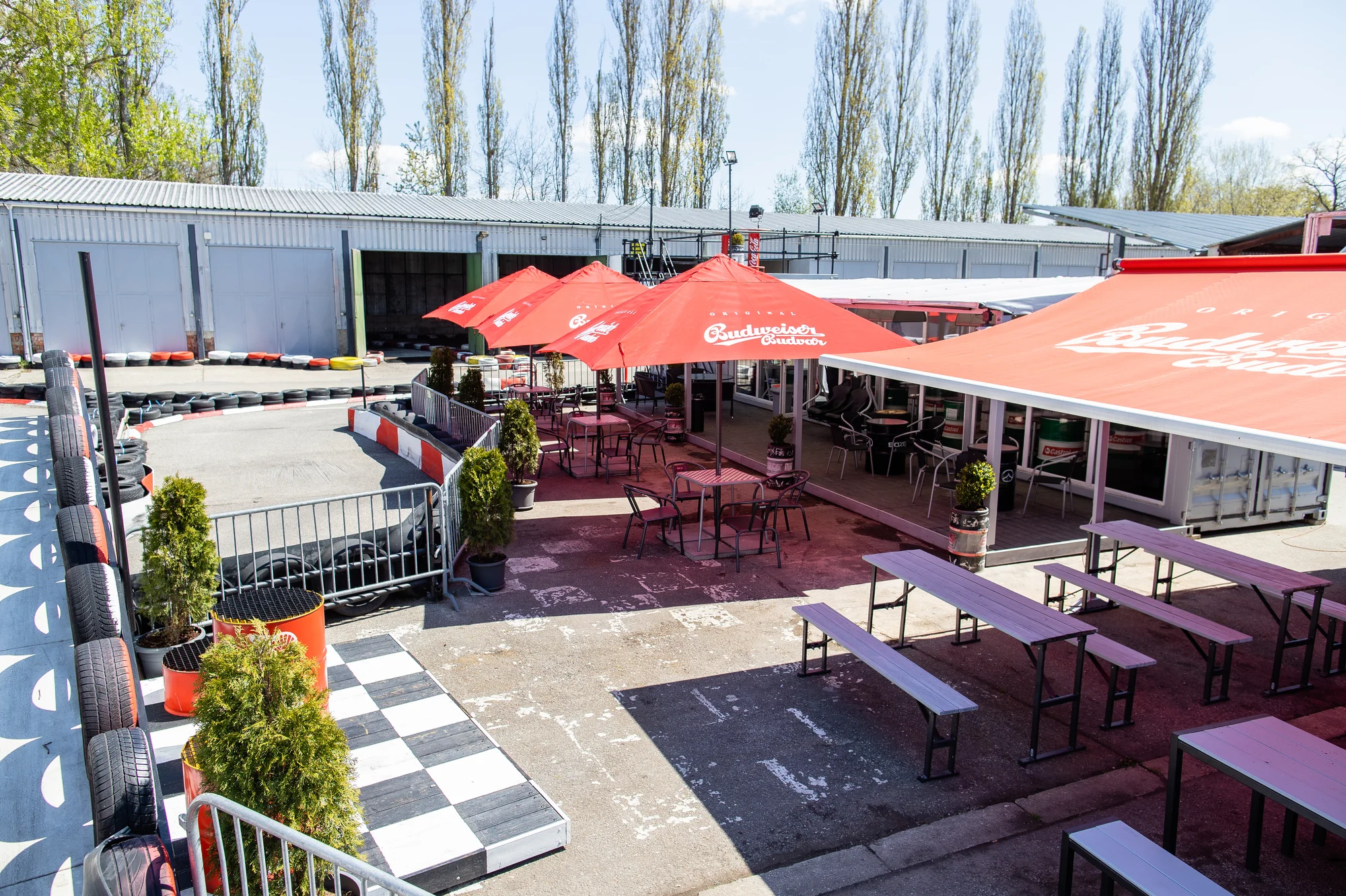 Svižná jízda motokárou pro děti i dospělé: adrenalin a zábava na ověřené trati