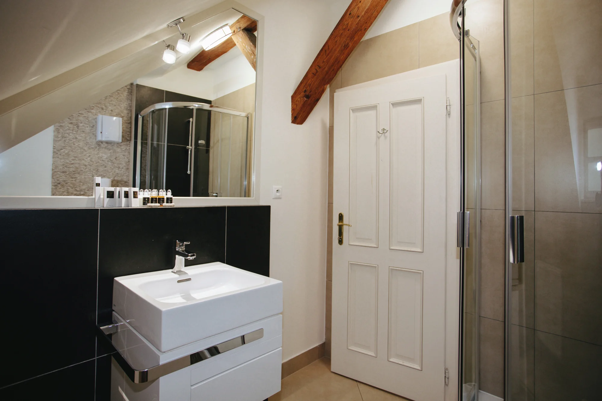 Spojení historie a luxusu v oblíbené Banské Štiavnici: hotel jen 300 m od Nového zámku