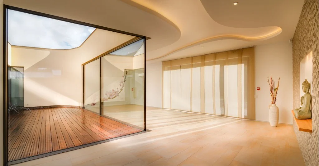 4* pobyt ve Varech: snídaně či polopenze i neomezený vstup do wellness